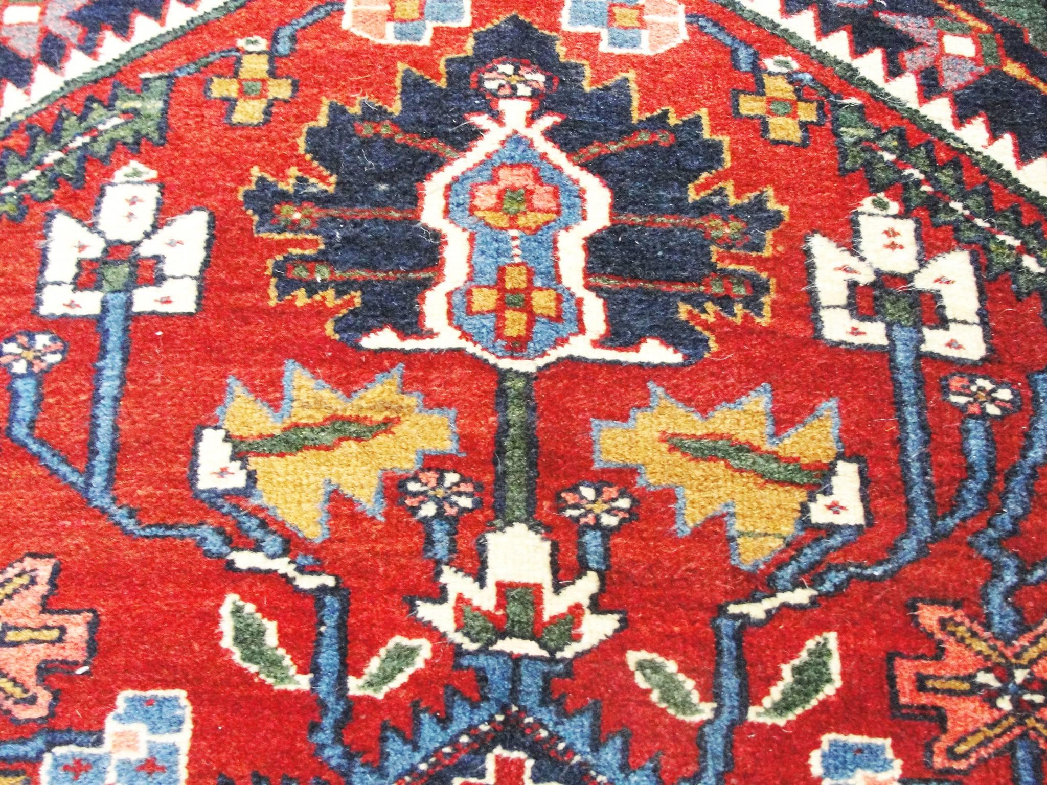 Hand-Woven Antique Persian Heriz Rug, 4'10