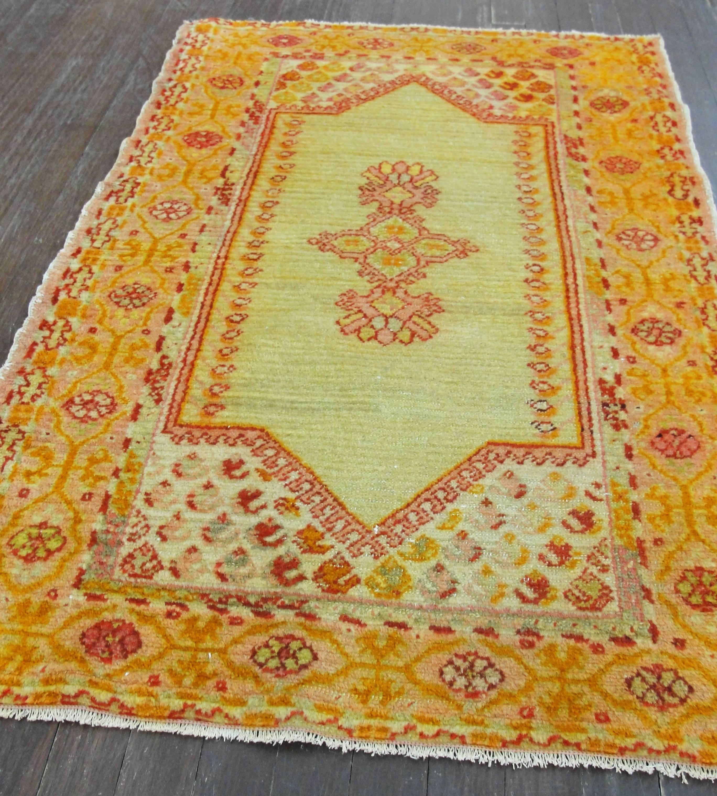 Wool Antique Oushak Rug, 2'8