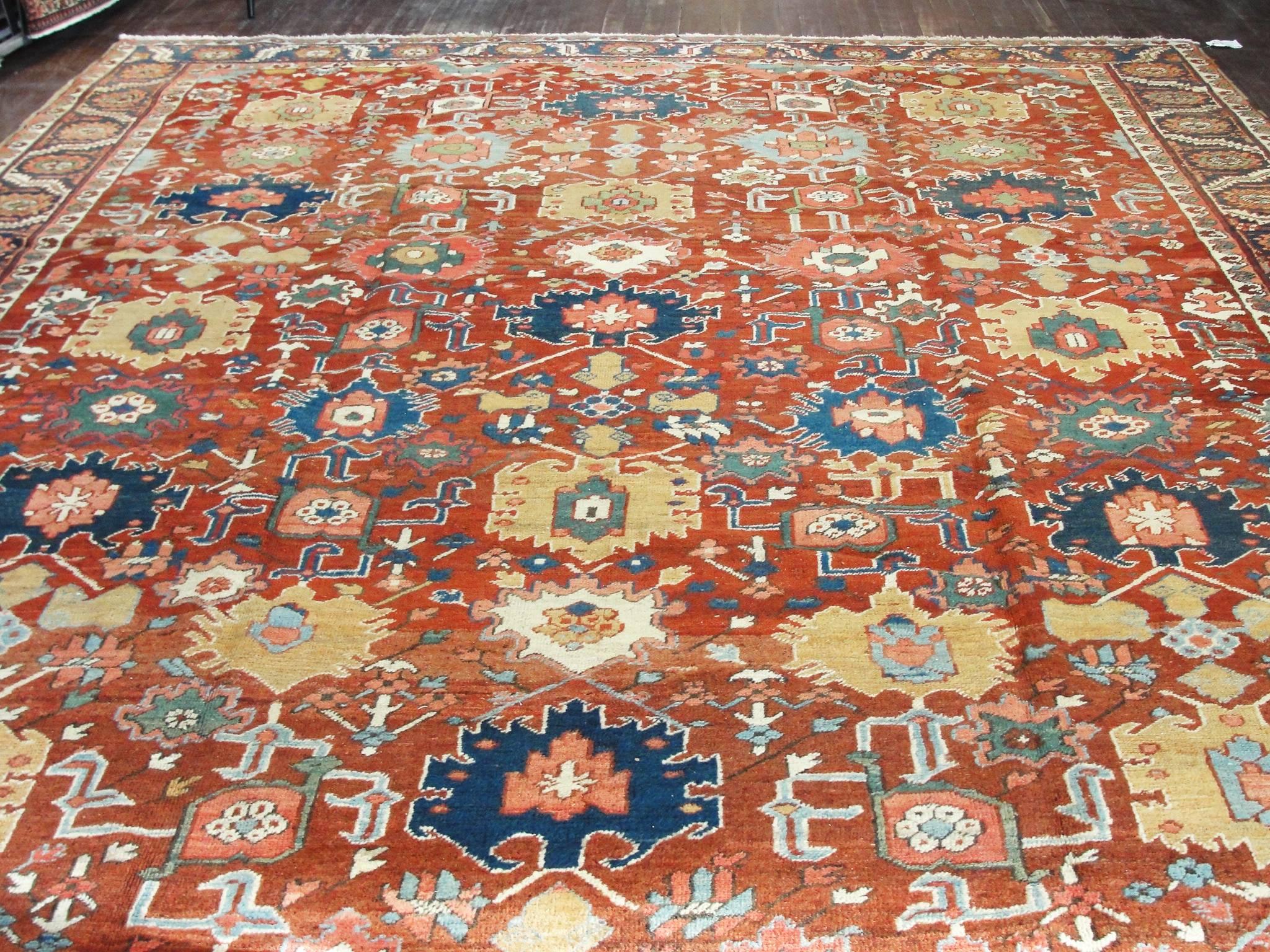  Antique Persian Serapi Carpet, 10'6