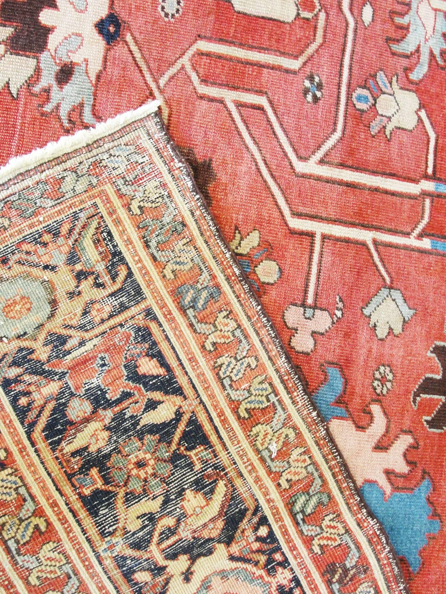 Wool Antique Serapi Carpet, 9'2