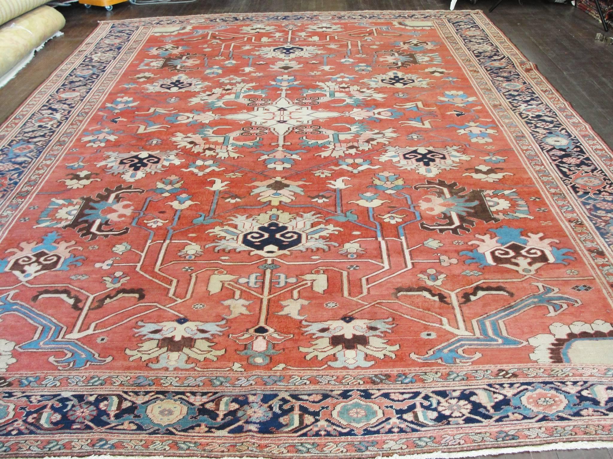 Antique Serapi Carpet, 9'2