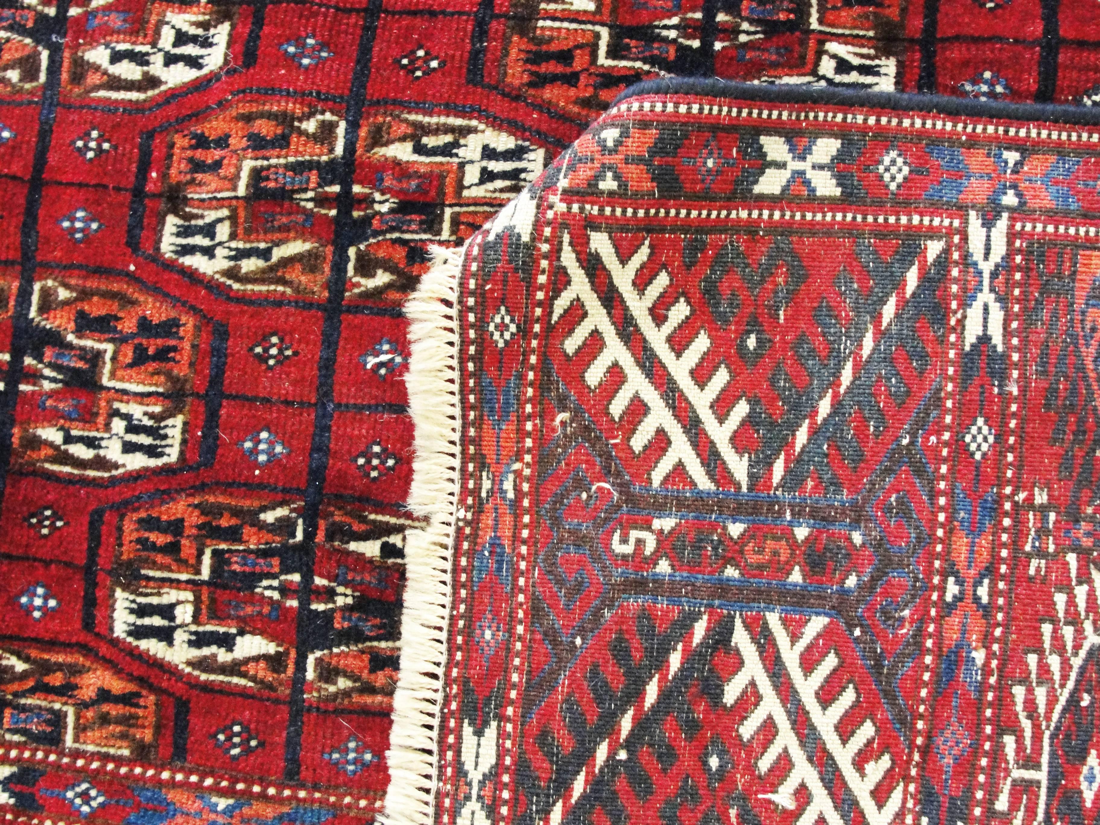 Tribal  Persian Turkoman Tekke Carpet 6'1