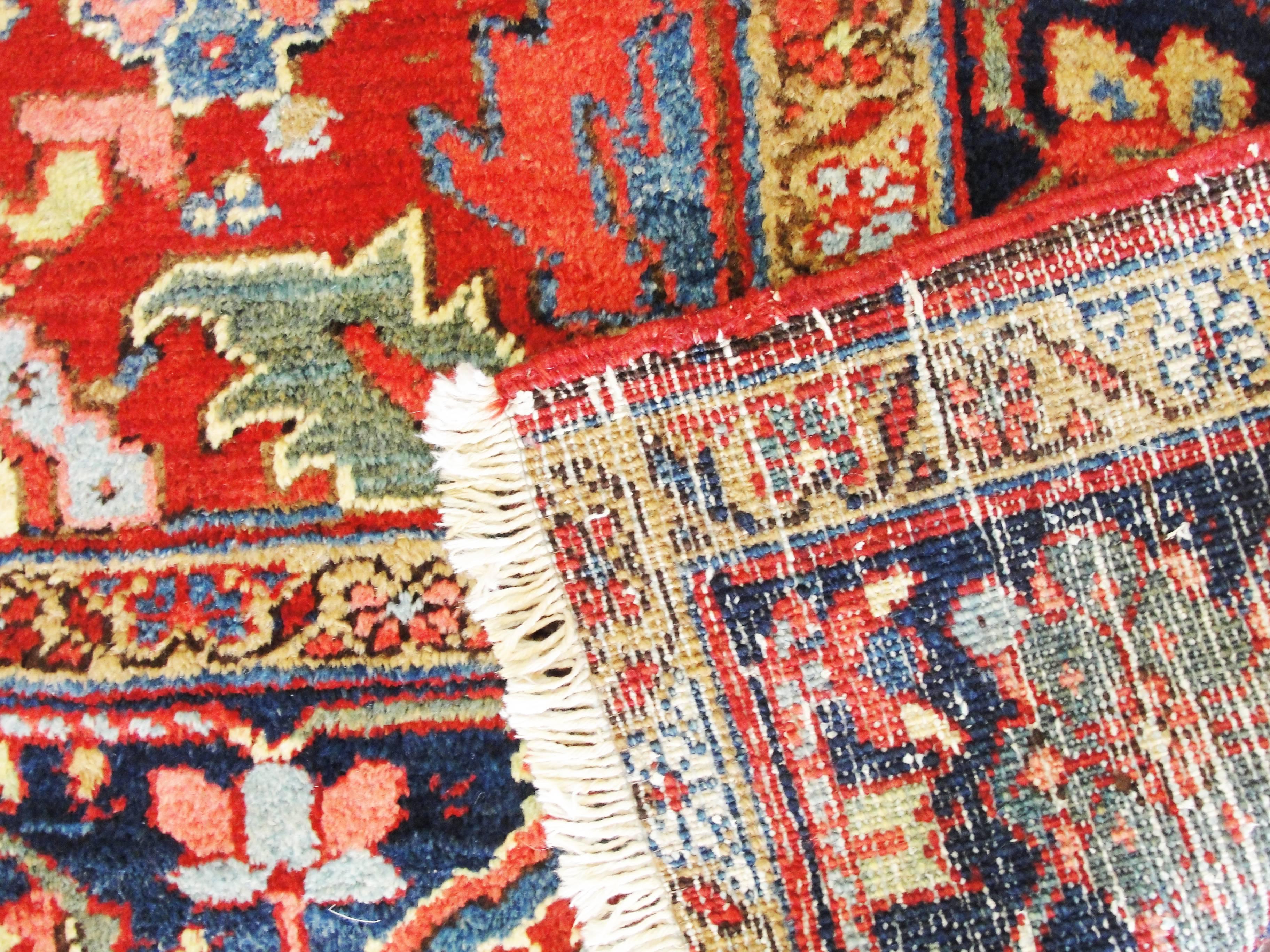 Heriz Serapi Antique Persian Dragon Heriz/Serapi Carpet