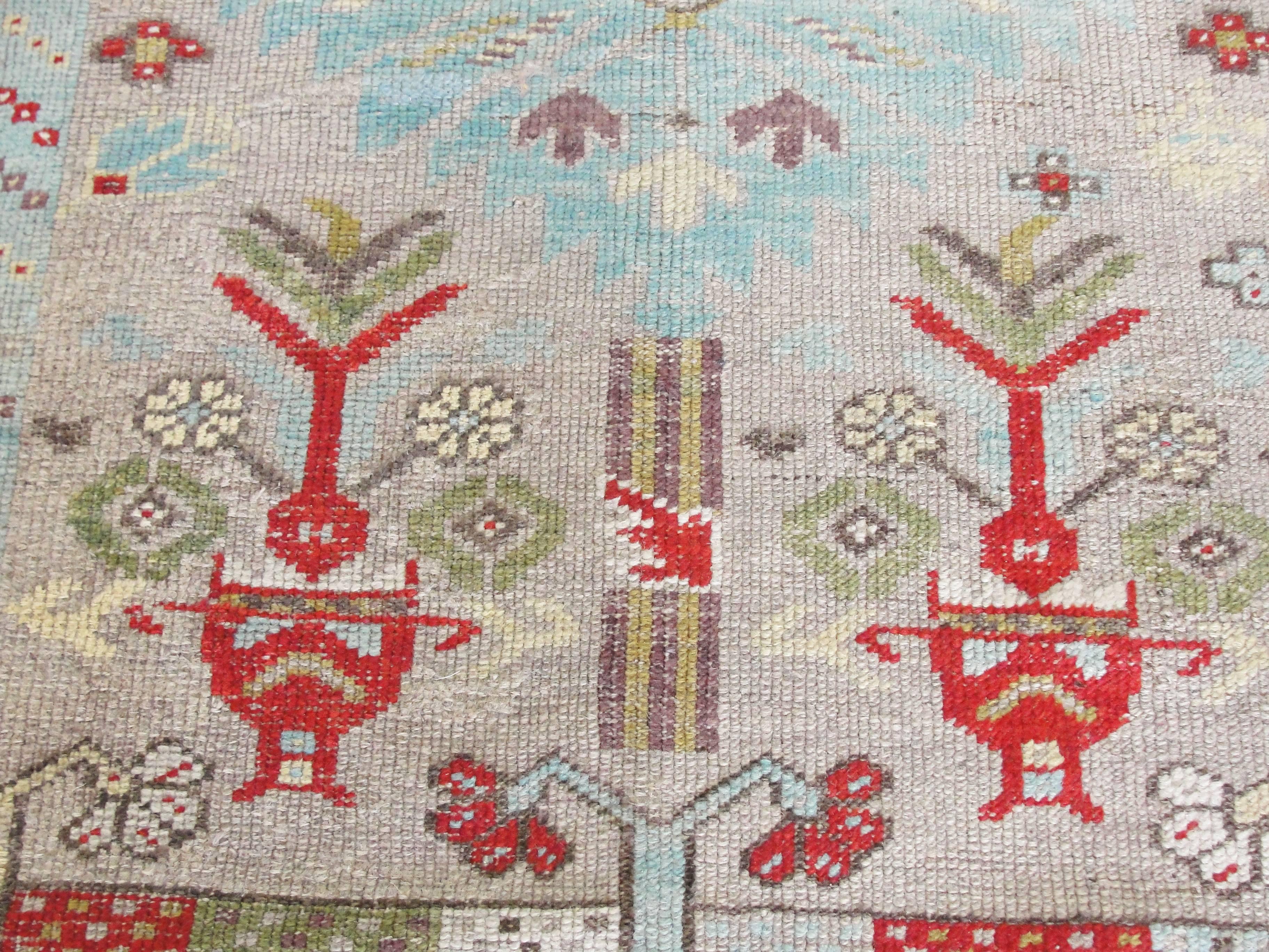 Antiker türkischer Ghiordes-Teppich, 1,83 m x 1,83 m im Zustand „Hervorragend“ im Angebot in Evanston, IL