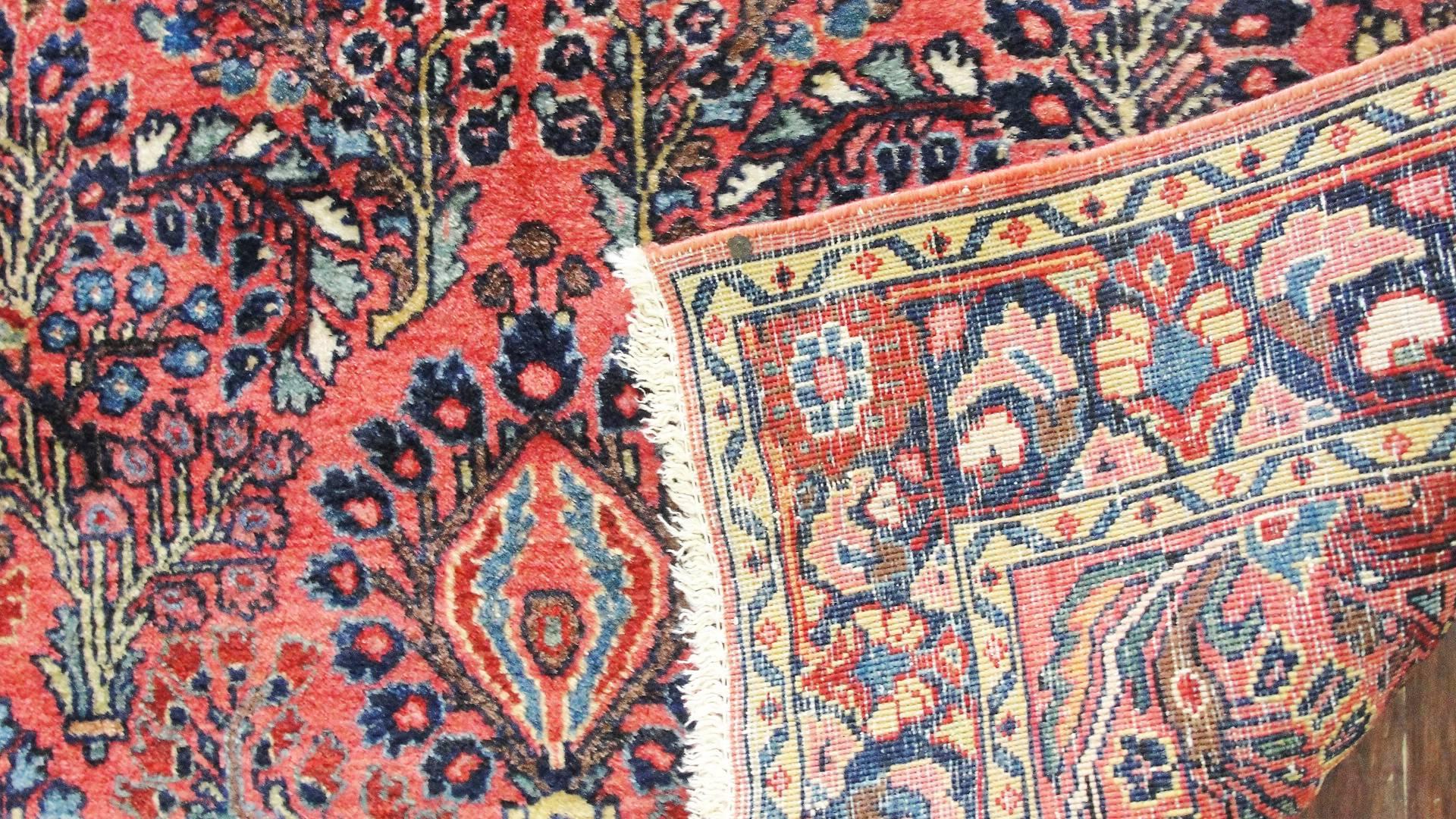 Antiker persischer Sarouk-Teppich, um 1920 (Sarouk Farahan) im Angebot