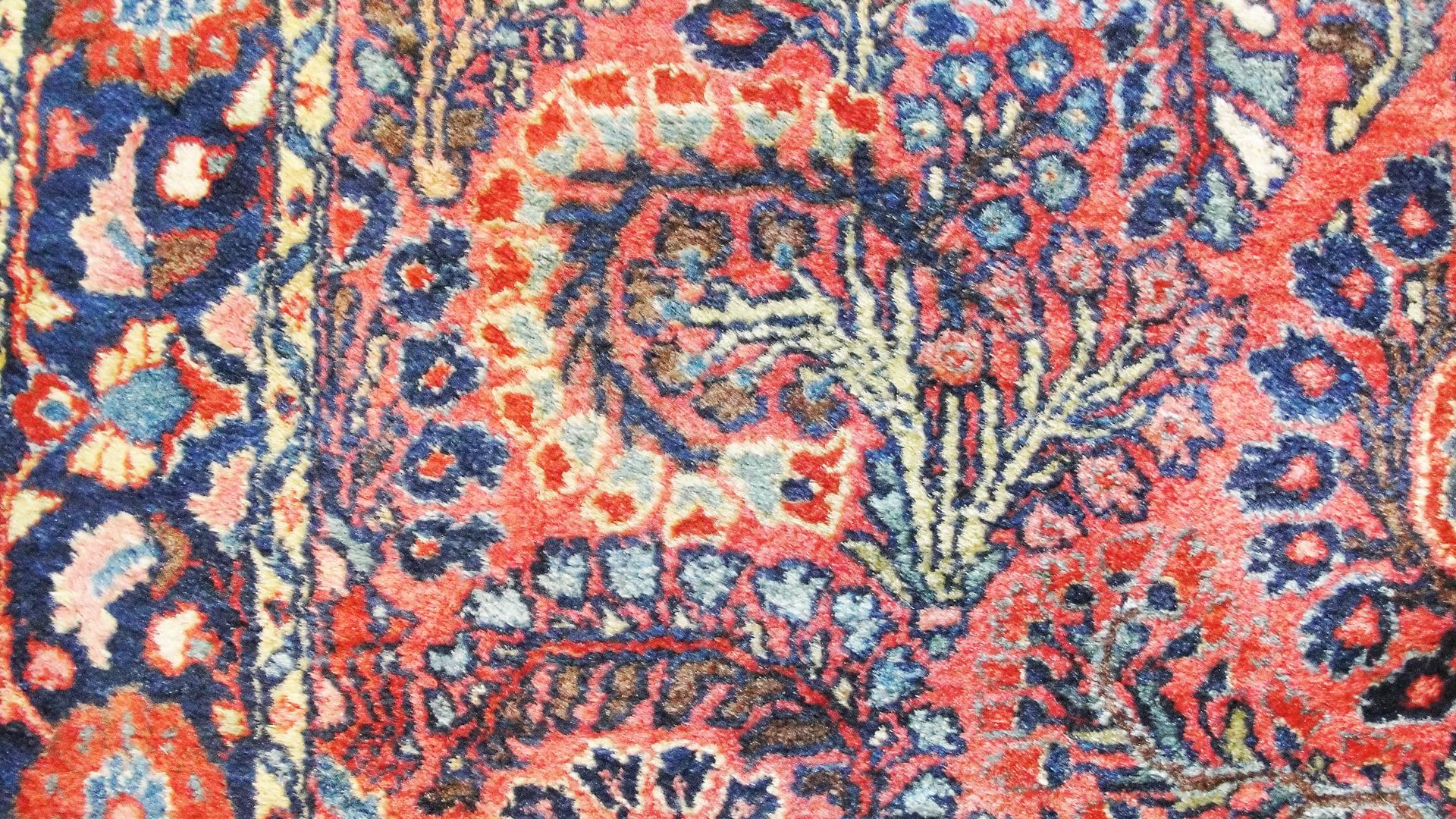 Hand-Knotted Antique Persian Sarouk Rug, circa 1920 For Sale