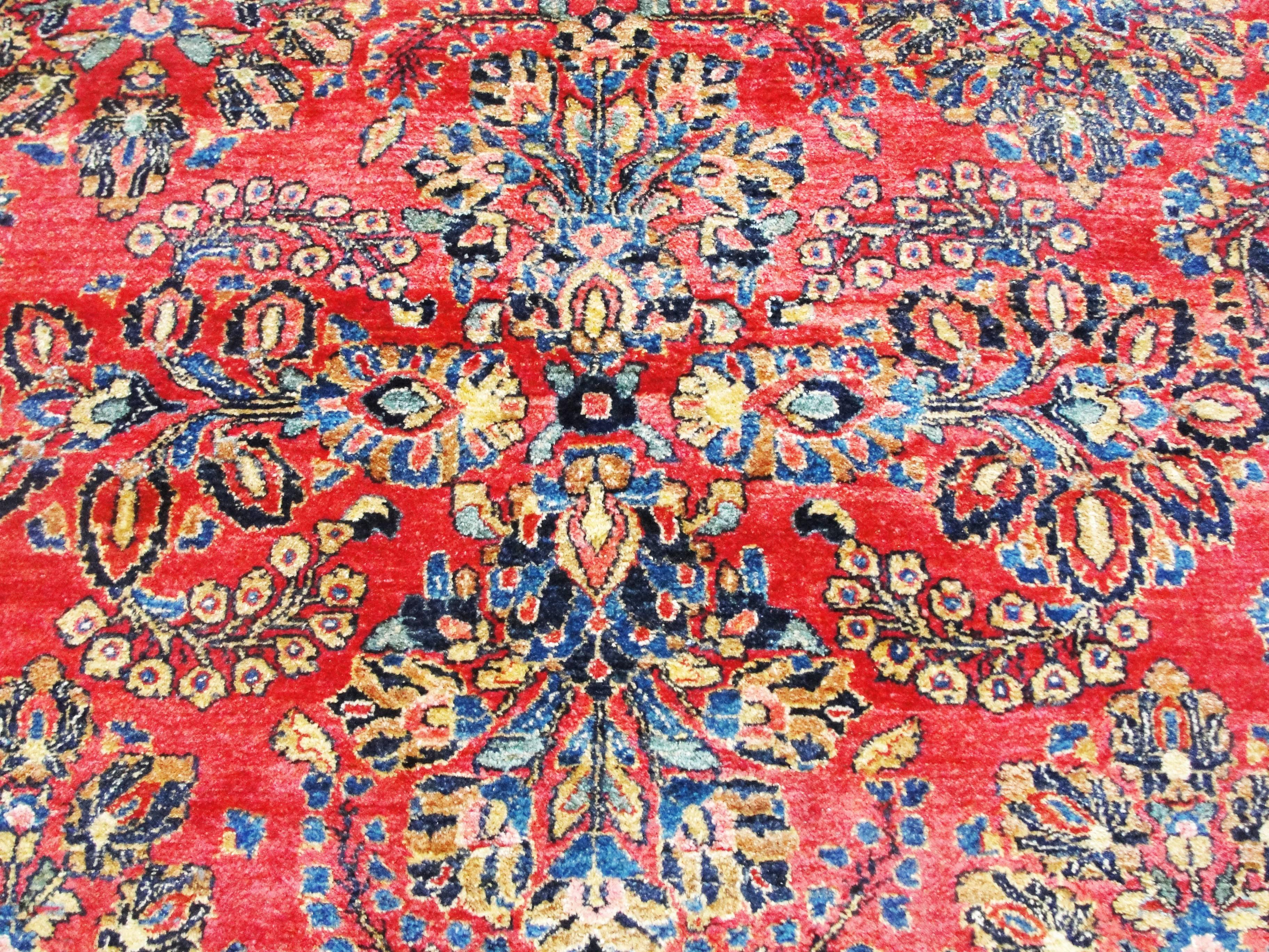 Wool Grape Design Persian Sarouk, circa 1930, Unusual Size