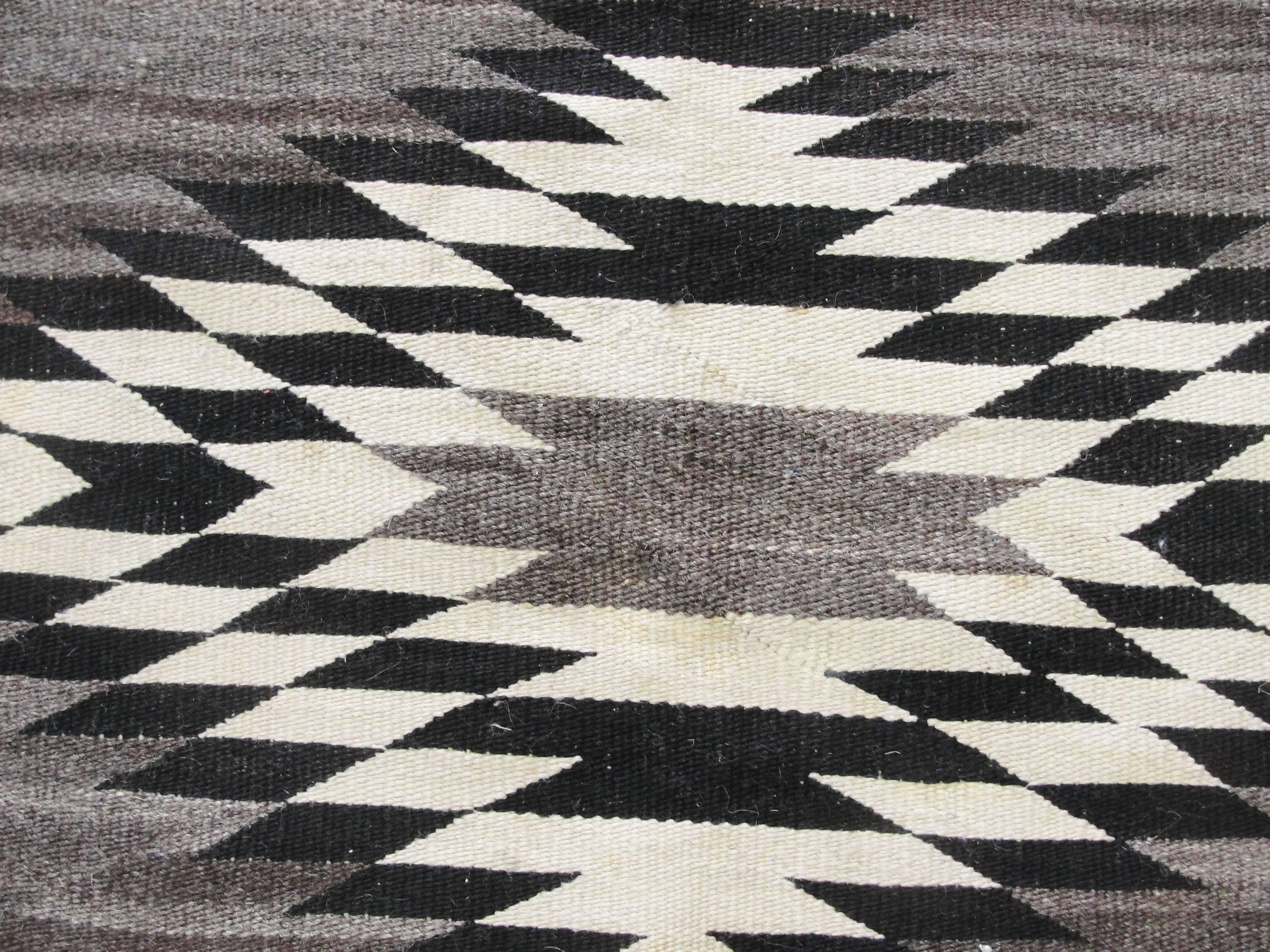 Hand-Woven Navajo Natural Rug with Star Motifs, circa 1900