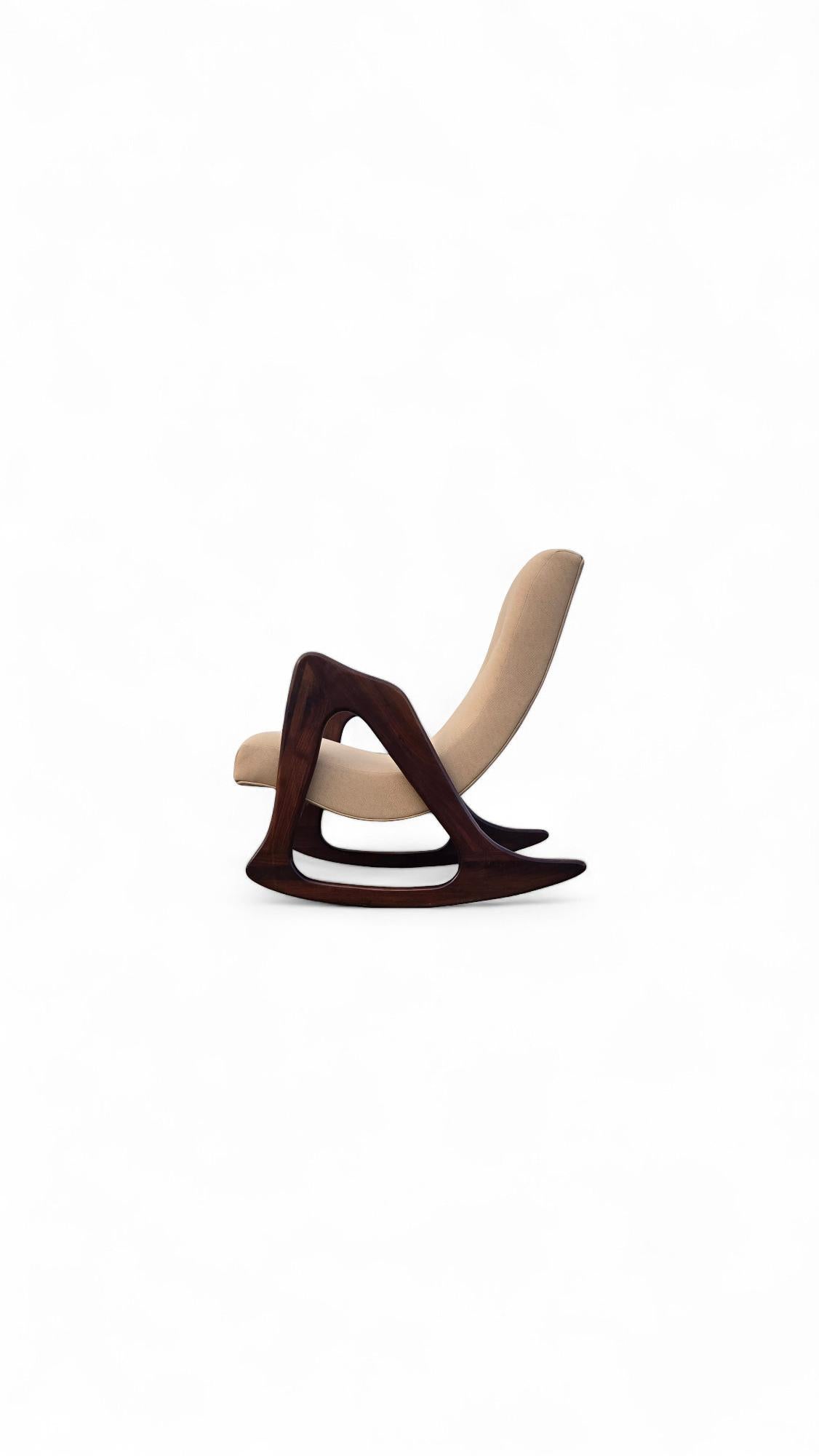 Mid-Century Modern Fauteuil à bascule Adrian Pearsall pour Craft Associates en vente