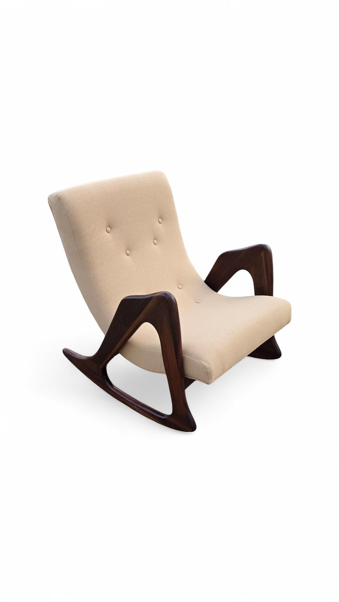Fauteuil à bascule Adrian Pearsall pour Craft Associates en vente 5