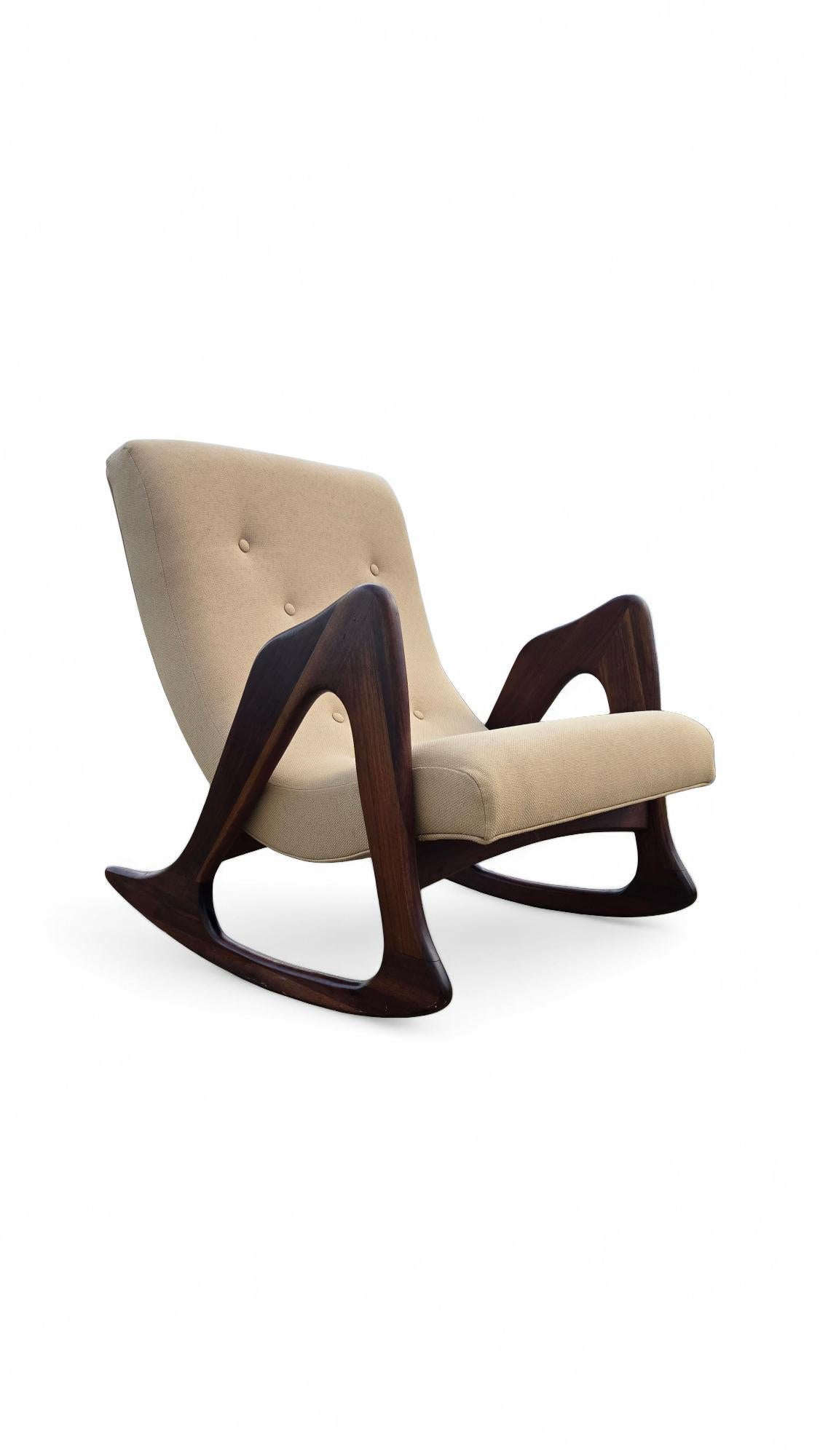 Fauteuil à bascule Adrian Pearsall pour Craft Associates en vente 6