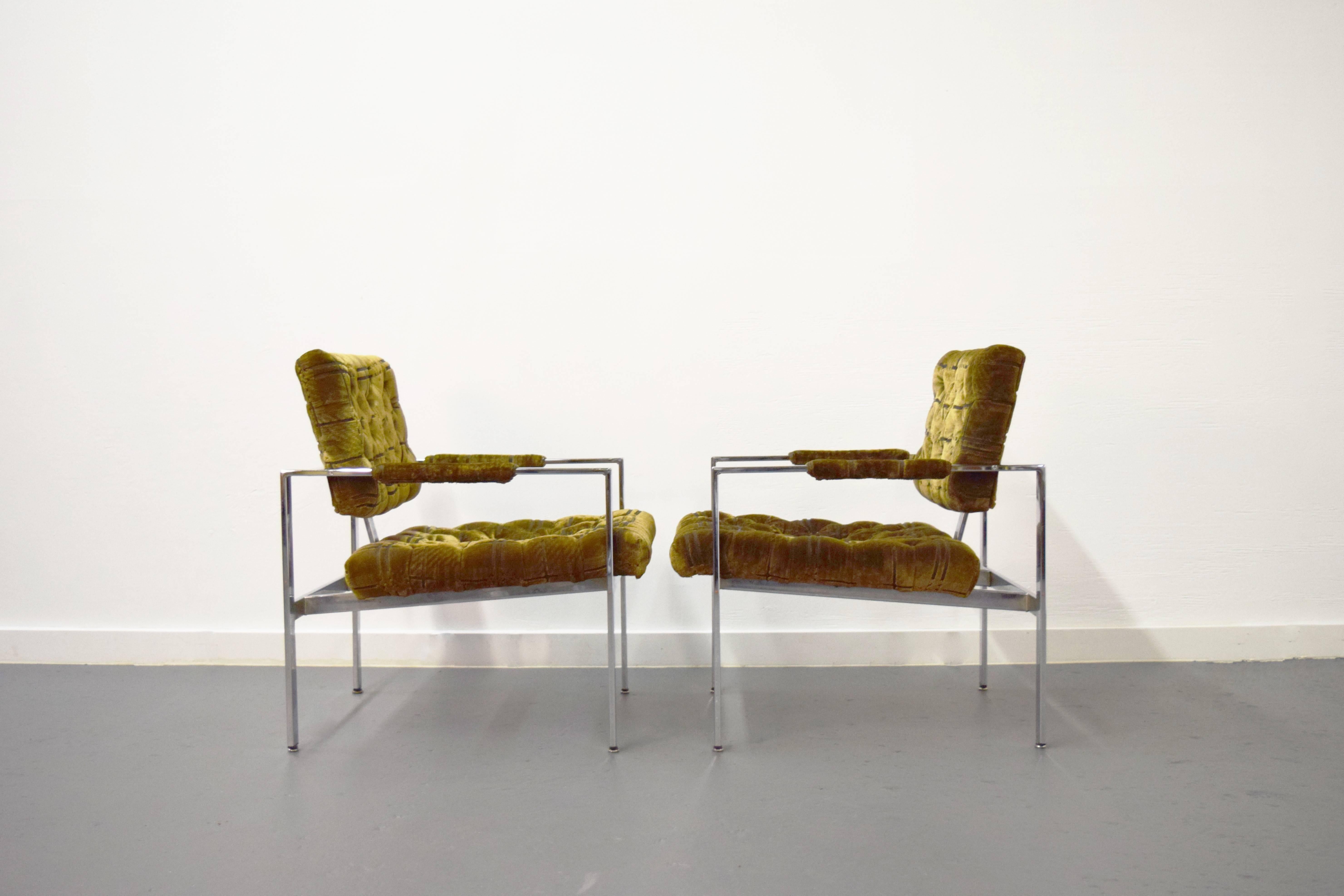 Pair of Milo Baughman for Thayer Coggin Tufted Chrome Lounge Chairs In Excellent Condition In Middlesex, NJ