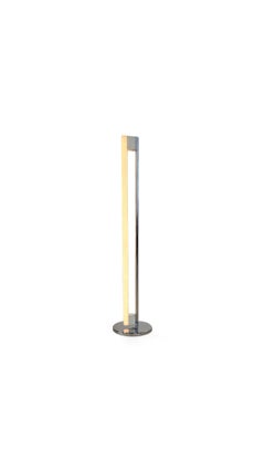 Par de lámparas de pie «Tube Light» de Eileen Gray para ClassiCon