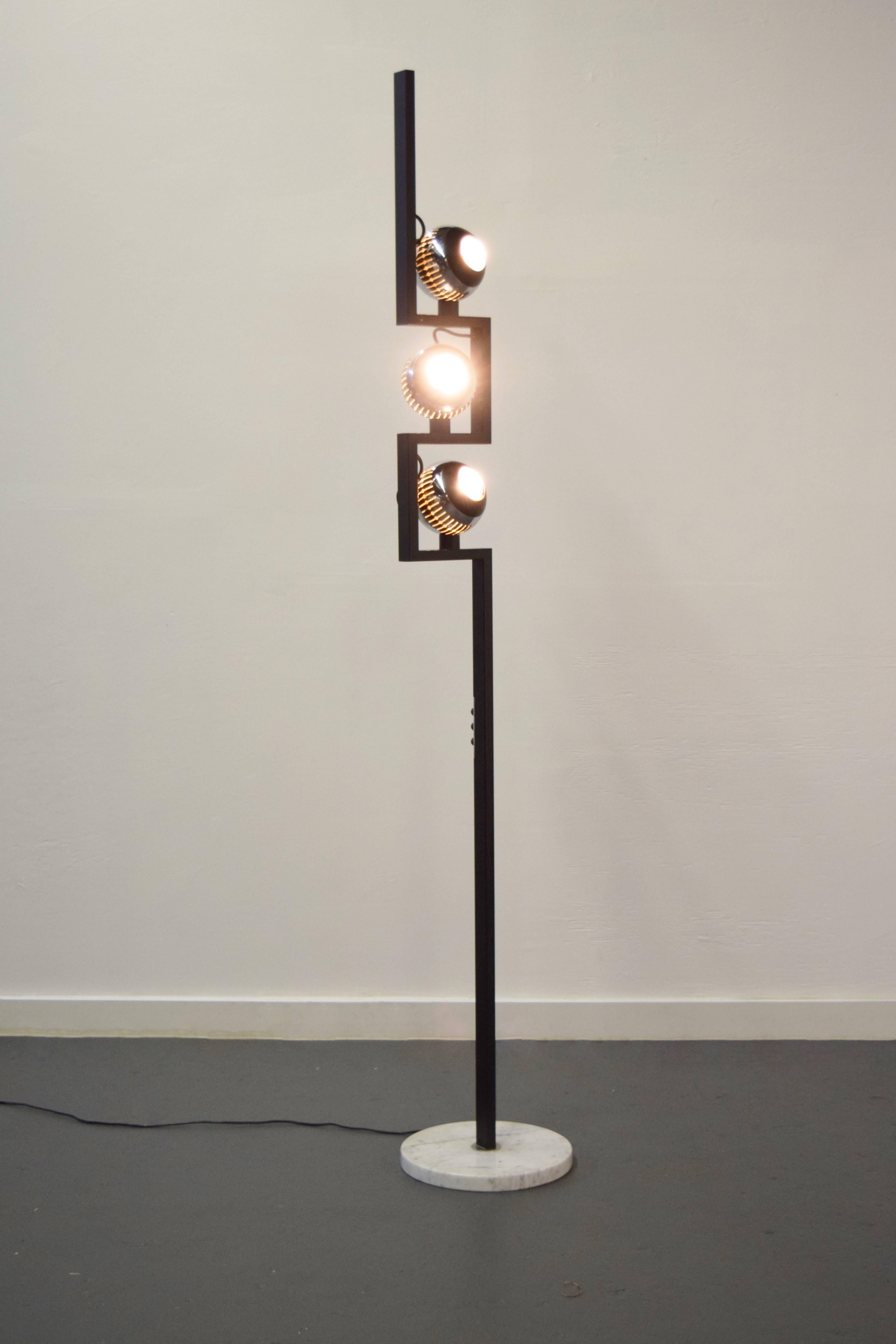 Italian Floor Lamp by Angelo Lelli for Arredoluce In Excellent Condition For Sale In Middlesex, NJ