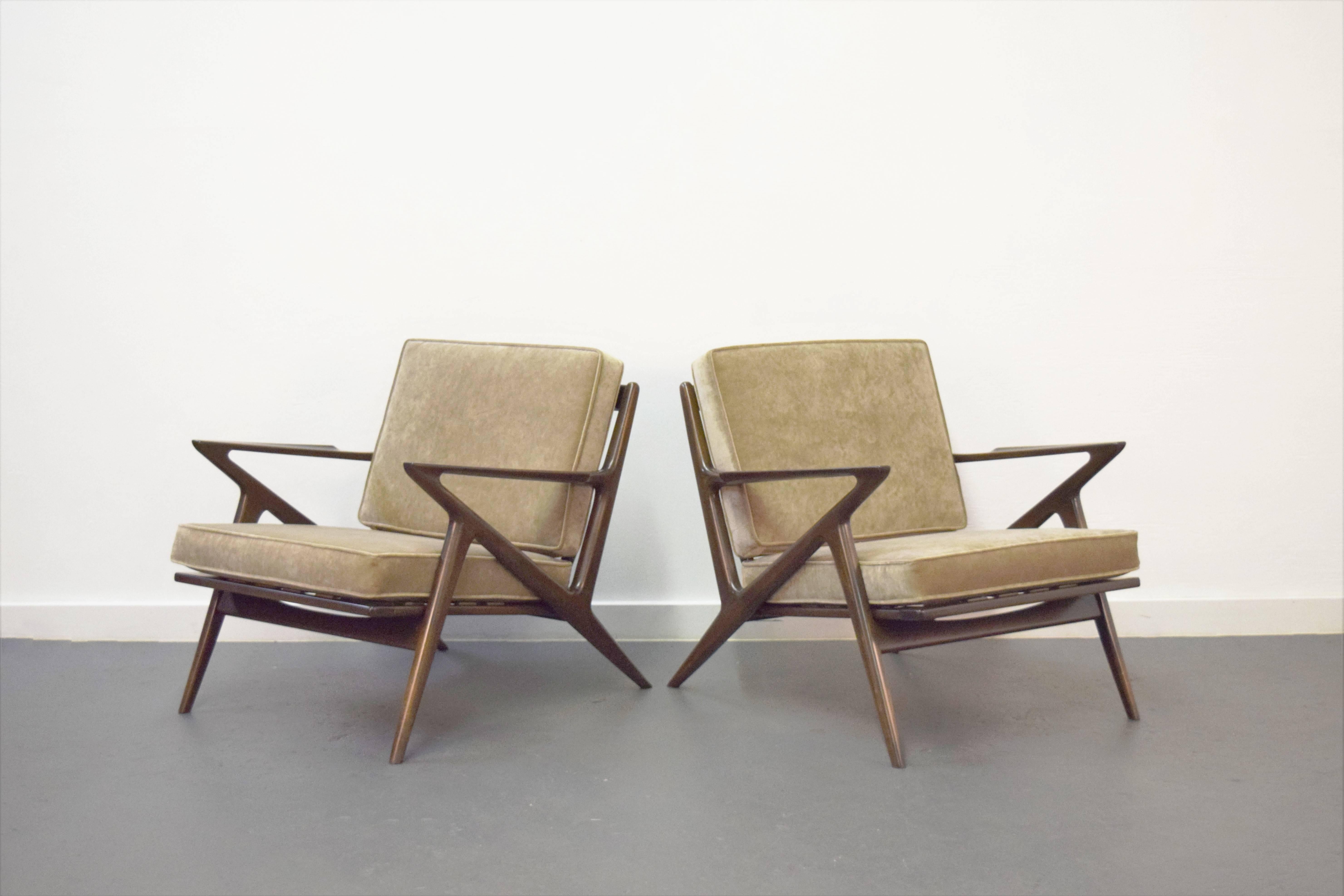 Poul Jensen for Selig Z lounge chairs.