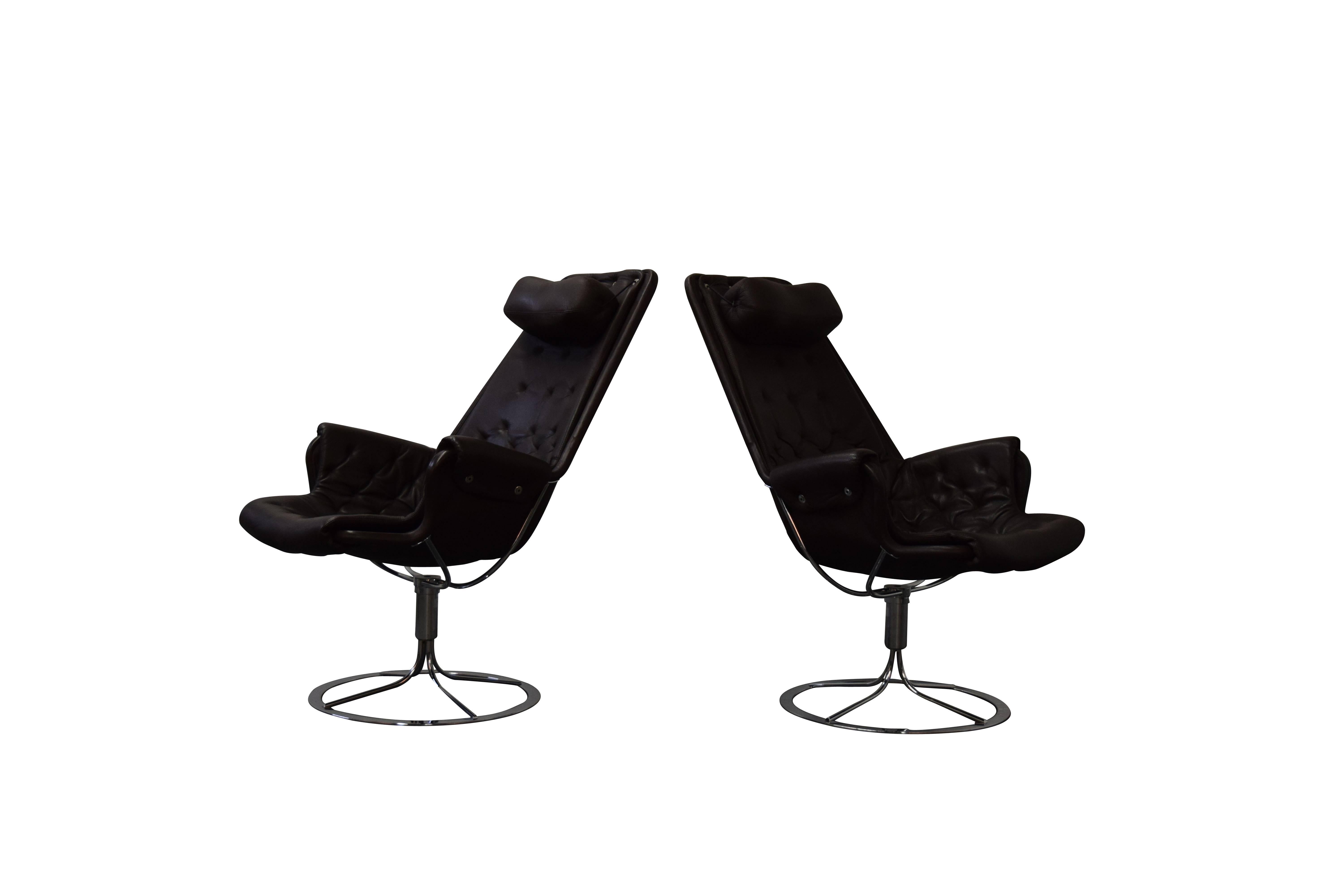 Mid-Century Modern Pair of Bruno Mathsson for DUX Jetson Lounge Chairs