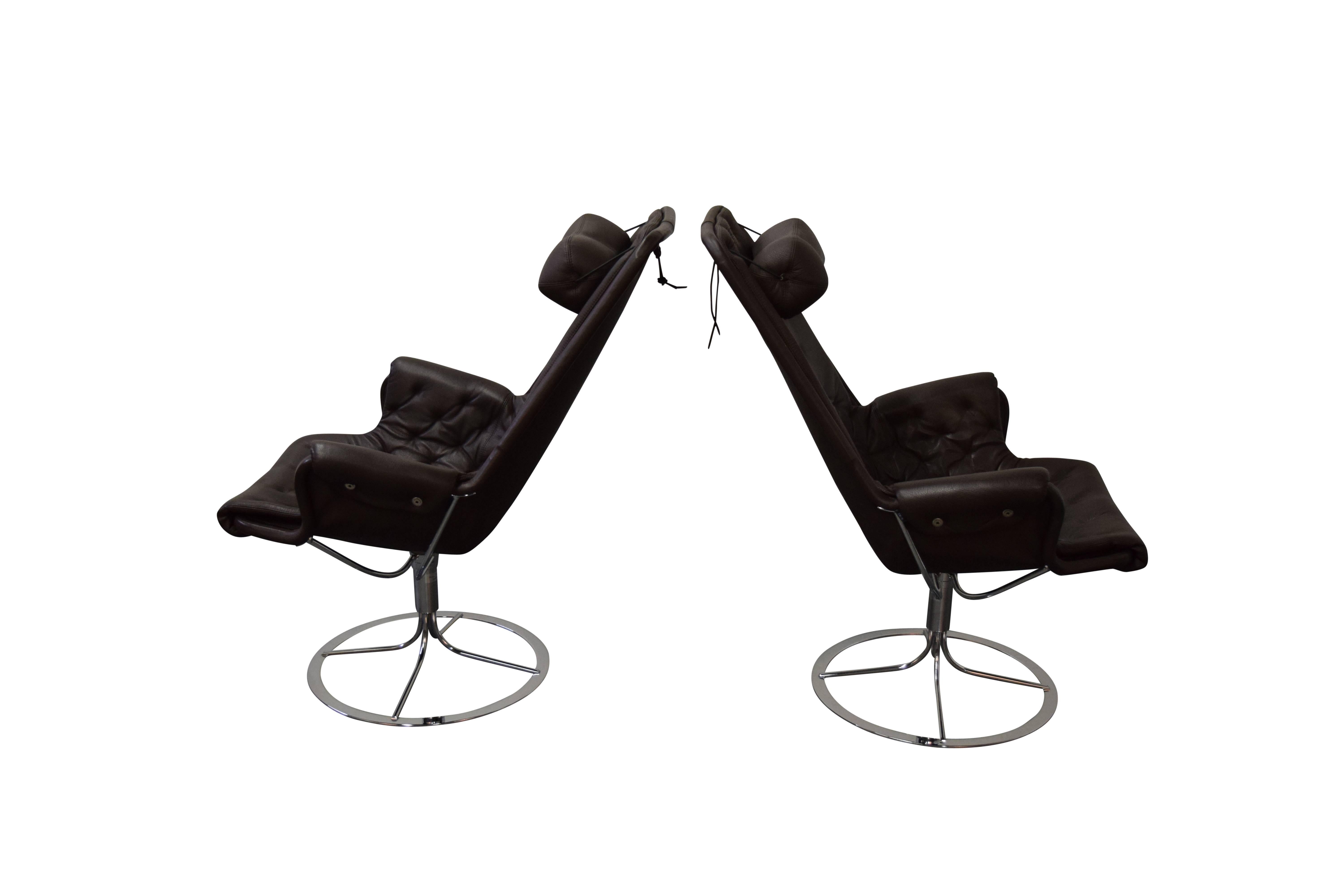 Pair of Bruno Mathsson for DUX Jetson Lounge Chairs In Excellent Condition In Middlesex, NJ