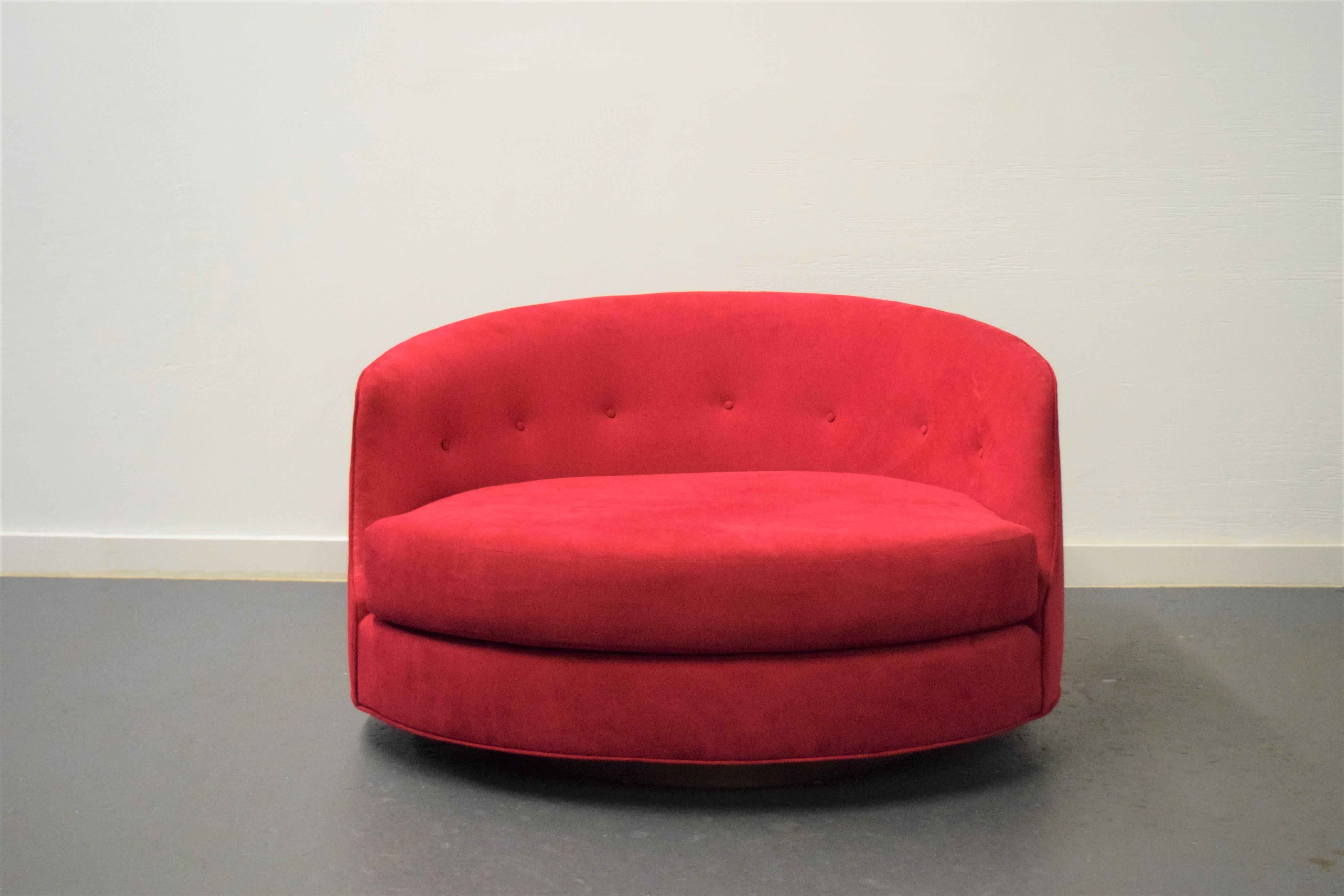 American Large Milo Baughman Swivel Lounge Chair
