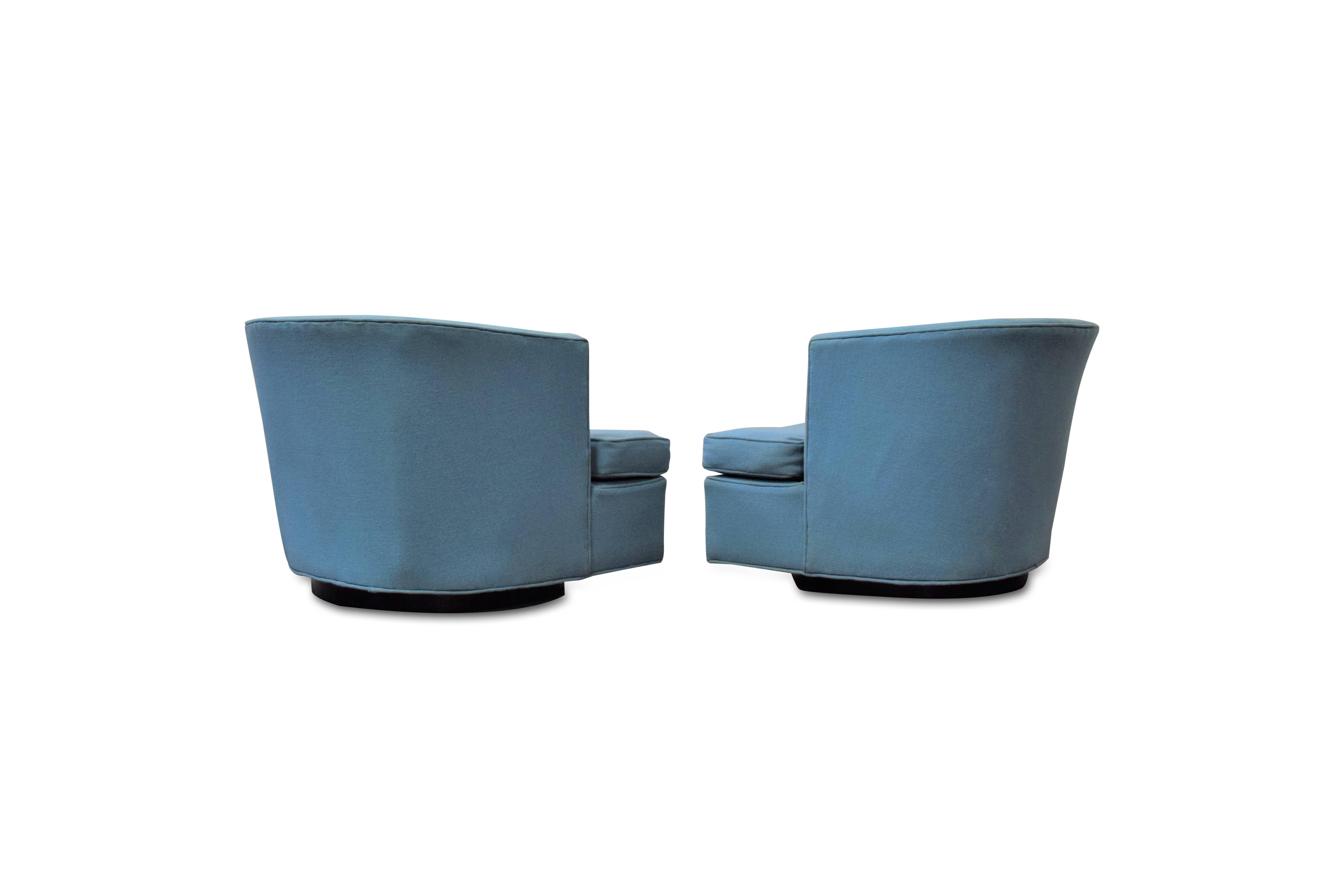 Pair of Harvey Probber Swivel Lounge Chairs In Good Condition In Middlesex, NJ