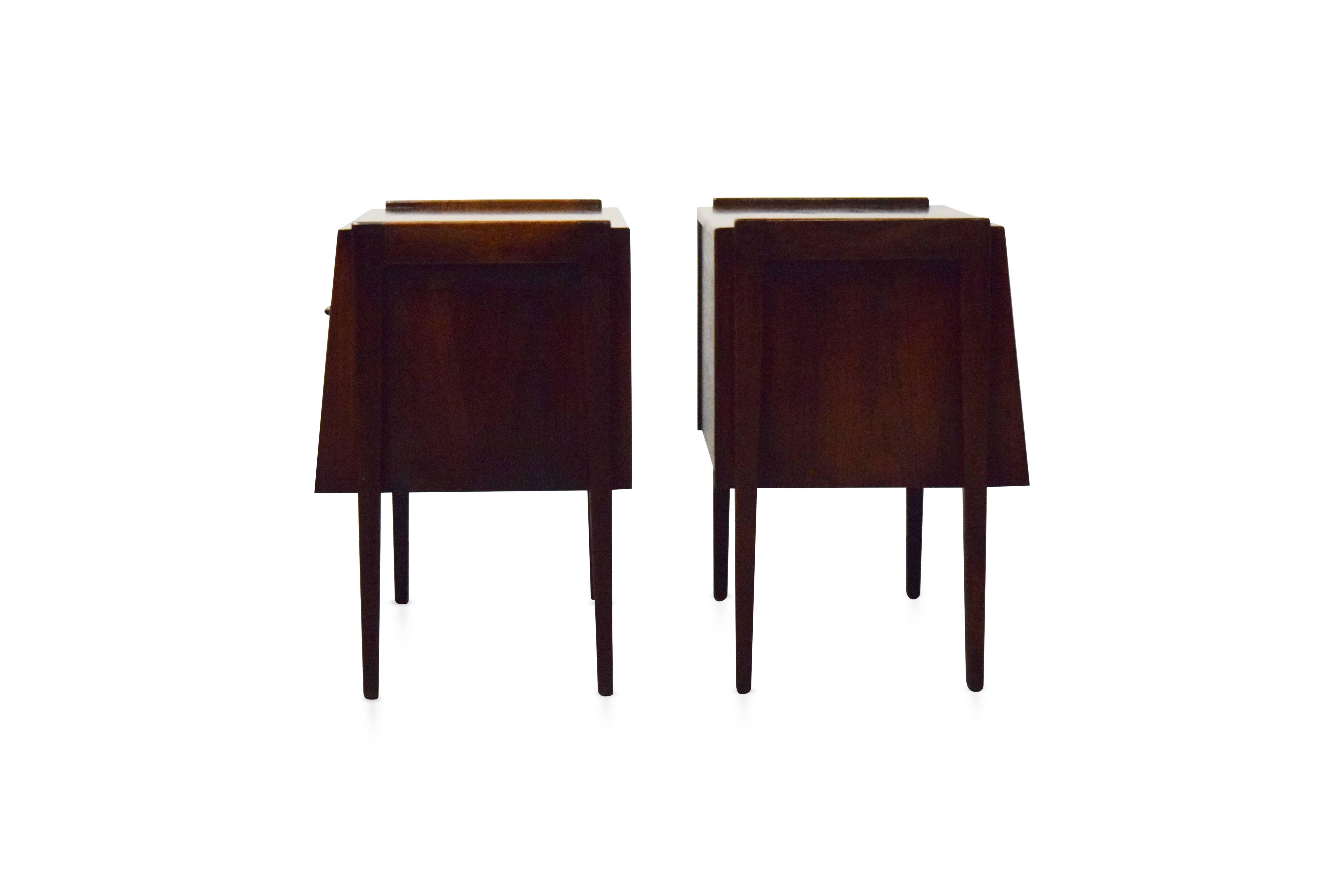 Pair of Jens Risom Nightstands or End Tables In Excellent Condition In Middlesex, NJ