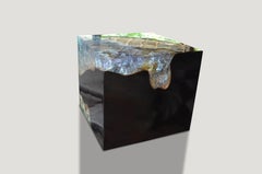 Andrianna Shamaris table d'appoint en résine craquelée