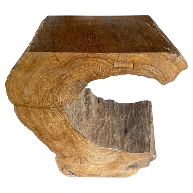 Oggetti nuovi e personalizzabili nella categoria Console Tables