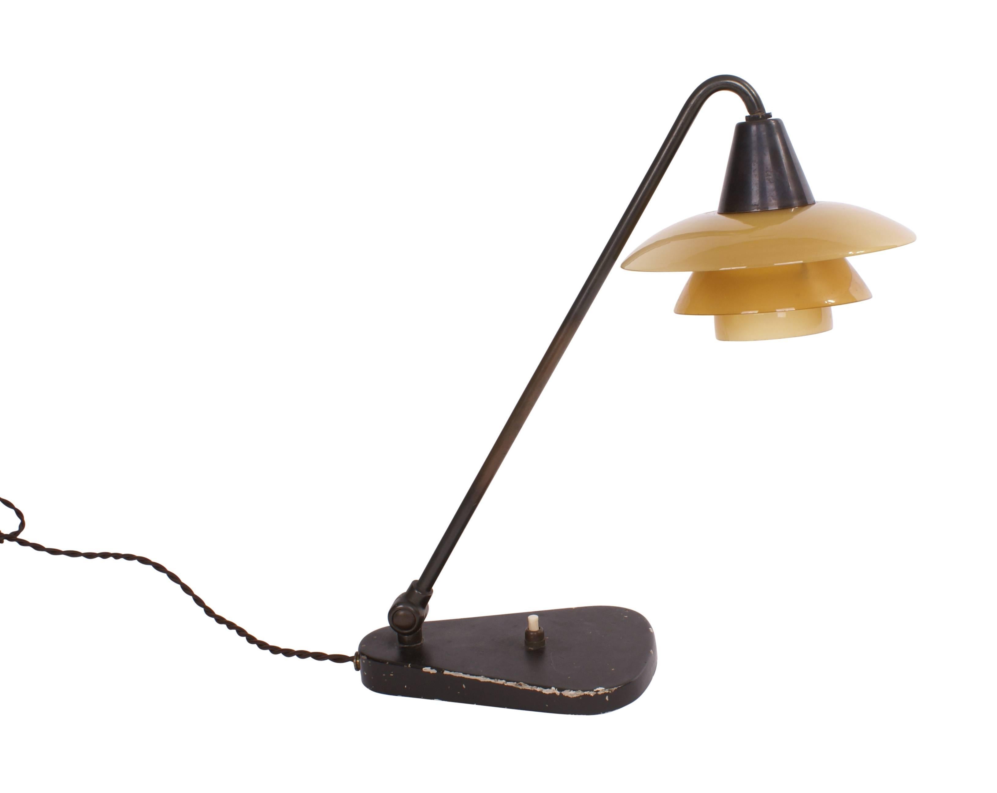 Mid-20th Century Poul Henningsen PH 1/1 1940s Piano Lamp For Sale