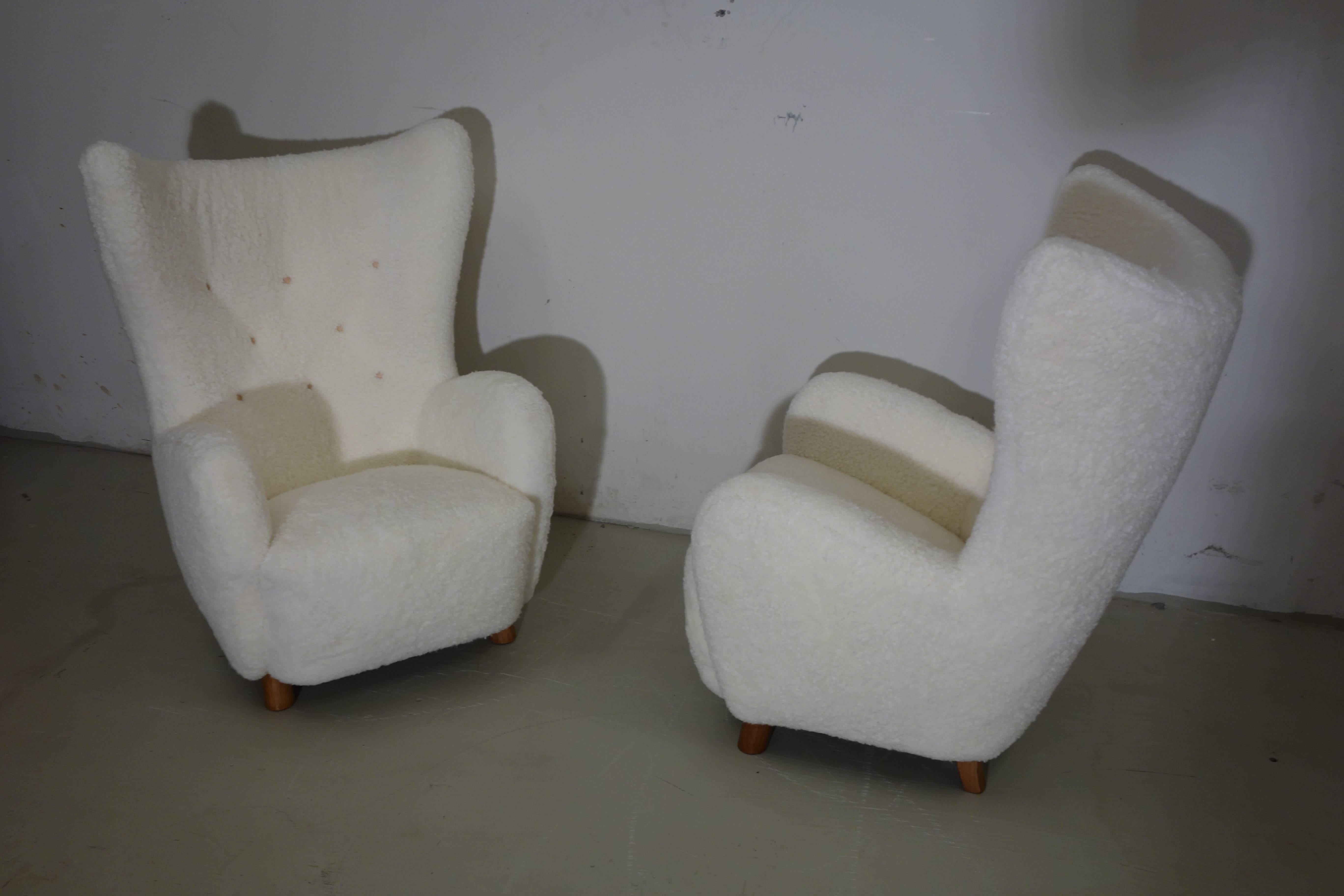 Scandinavian Modern Mogens Lassen Pair of 1940s Easy Chairs in Sheepskin For Sale