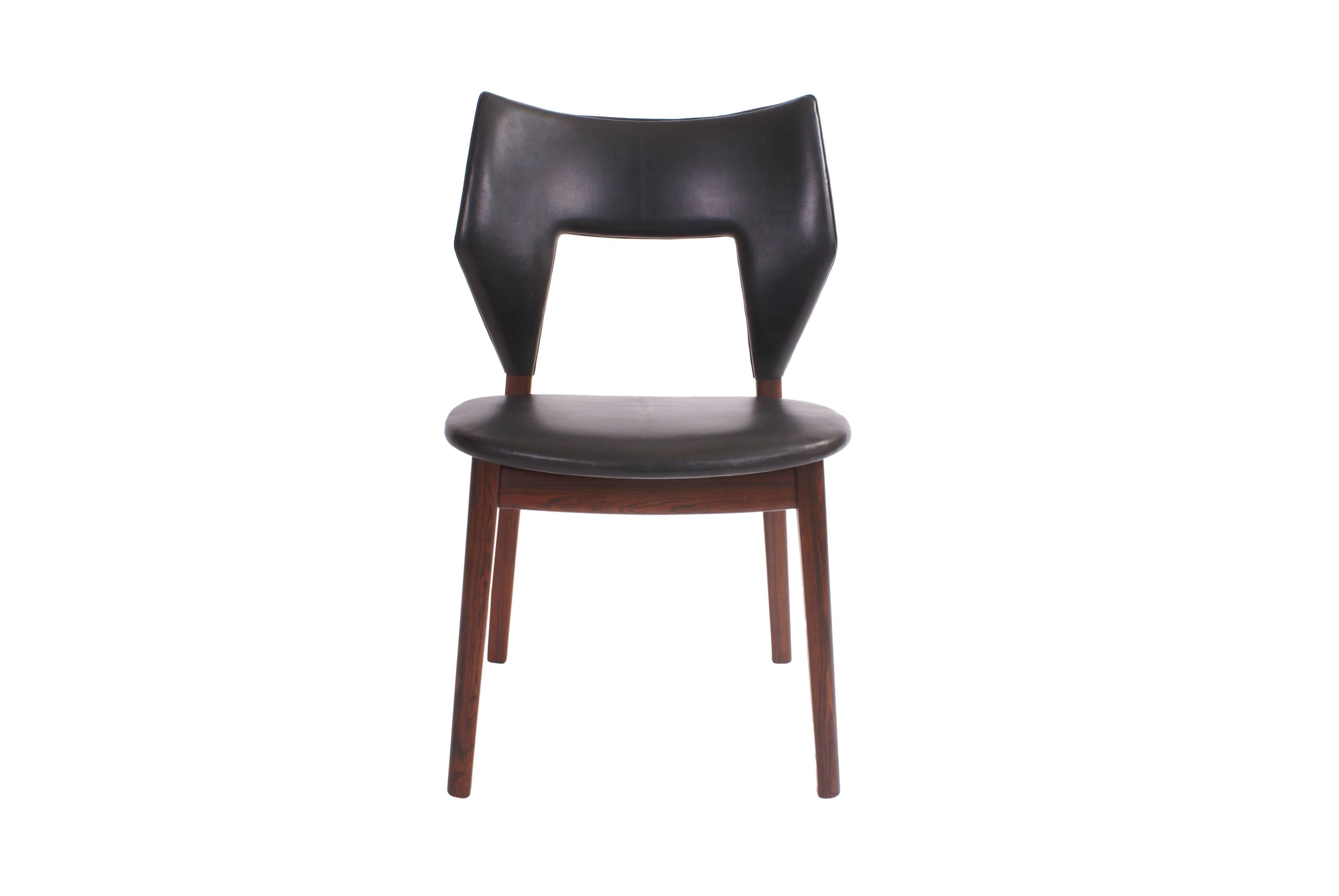 Scandinavian Modern Tove & Edvard Kindt-Larsen Set of 12 Dining Chairs in Brazilian Rosewood For Sale