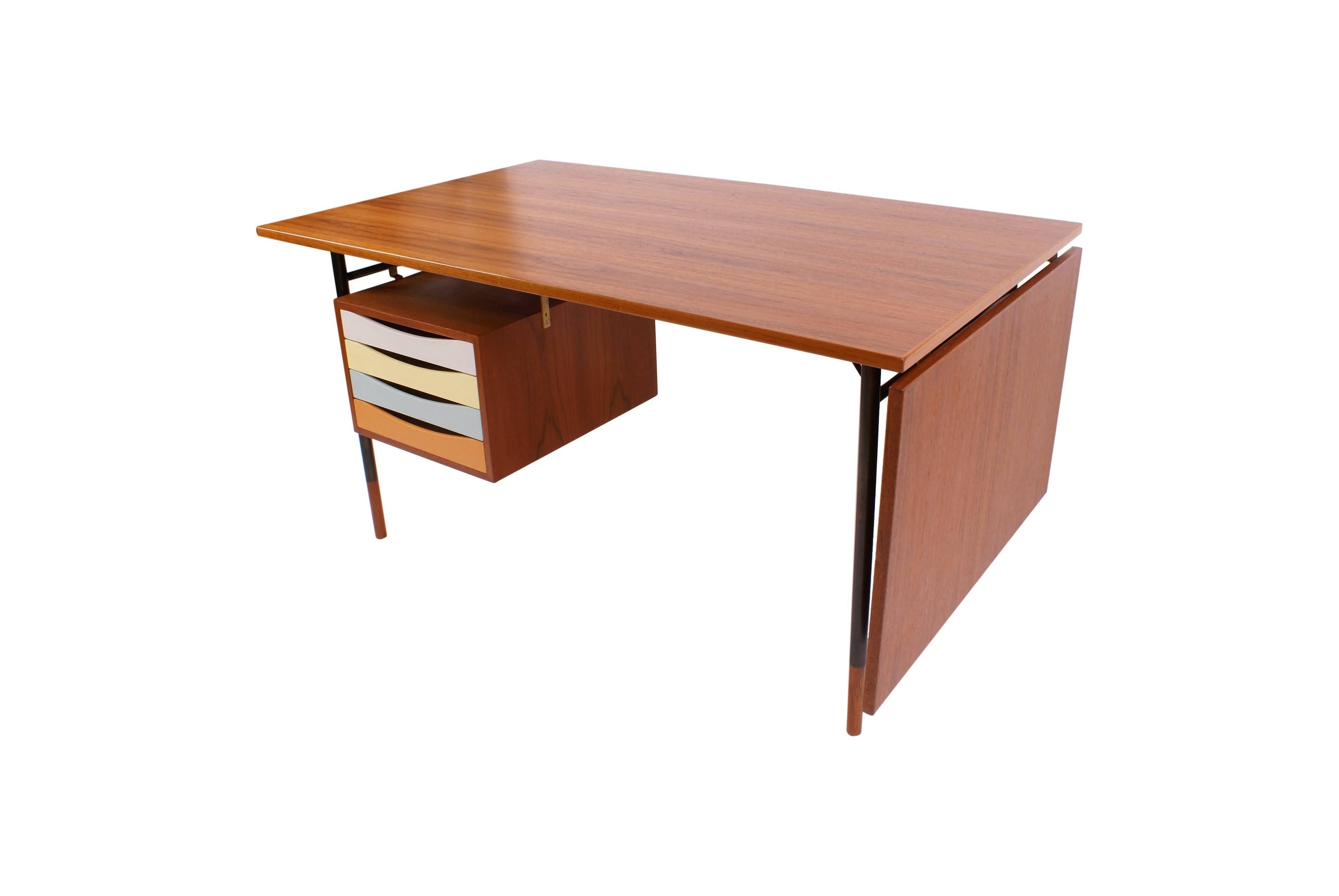 Danish Finn Juhl Desk in Teak for Bovirke, Model BO69, 1953