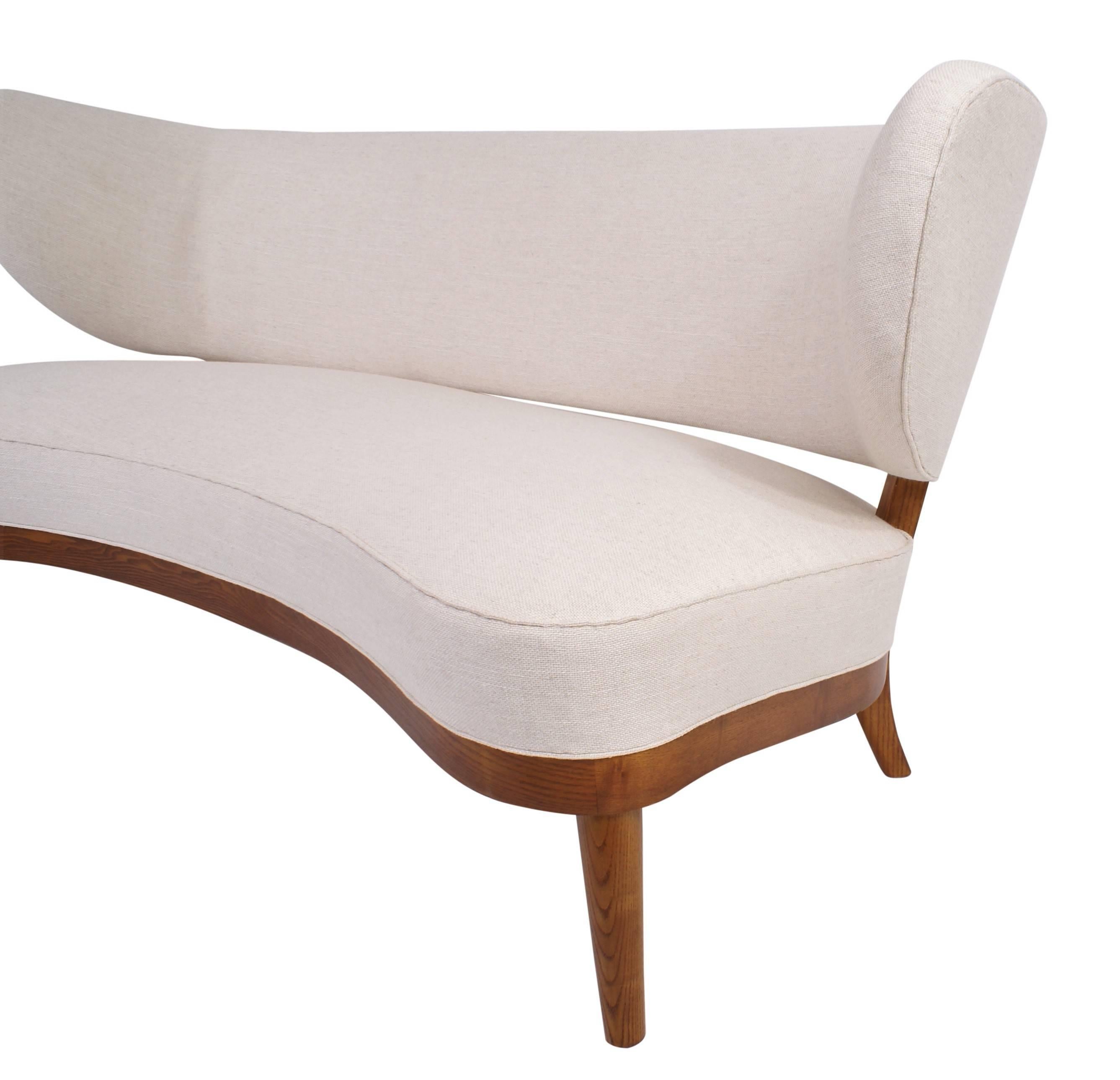 Otto Schulz, sculptural sofa upholster in fabric for Jio Mobler 1950s.

The sofa has been refinished and re-upholstered and is ready for use. Excellent condition.