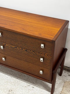 Commode à neuf tiroirs RS Associates, Montréal, Canada, années 1960