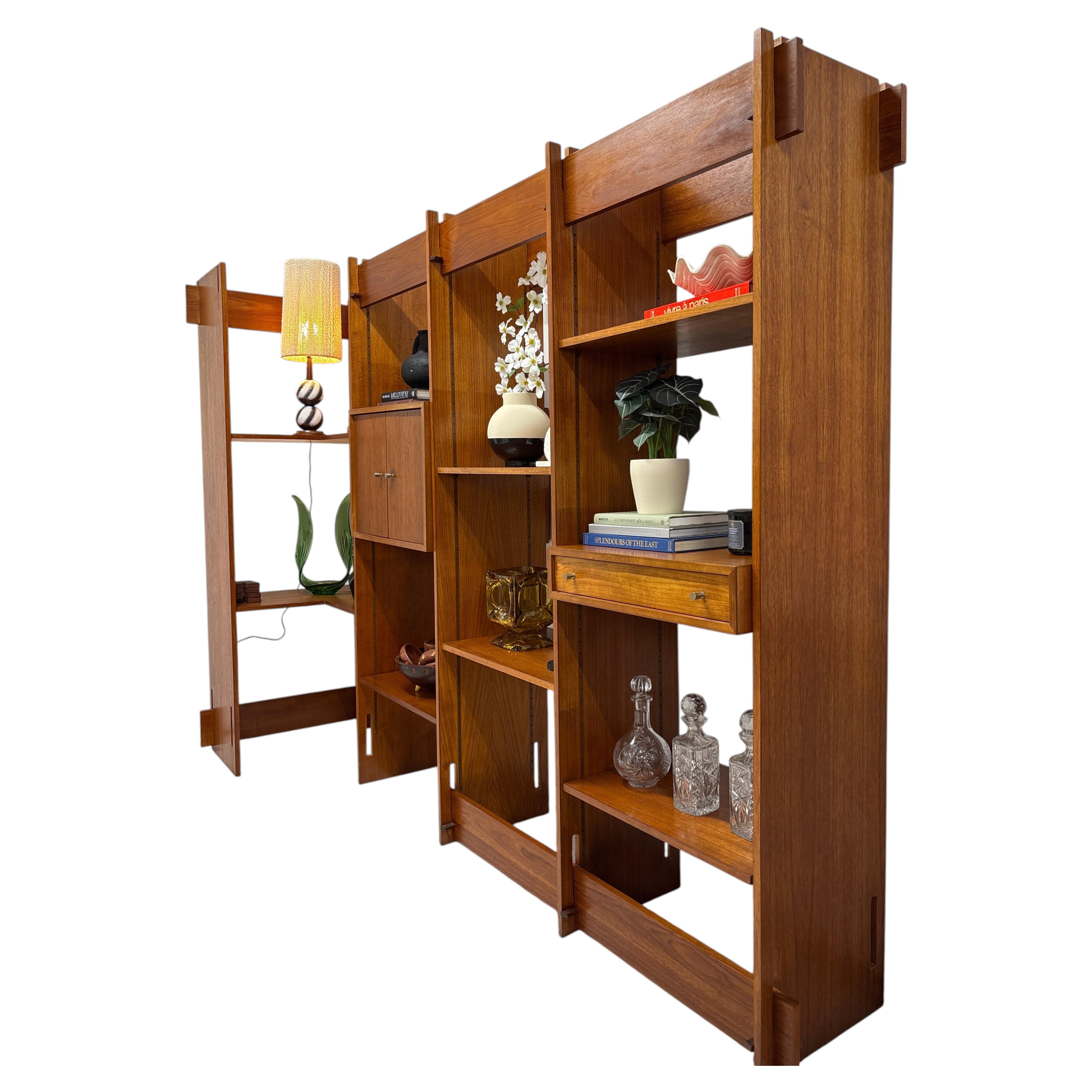 Mid-Century Modern Teak Wall Unit by RS Associates, Canada, 1960