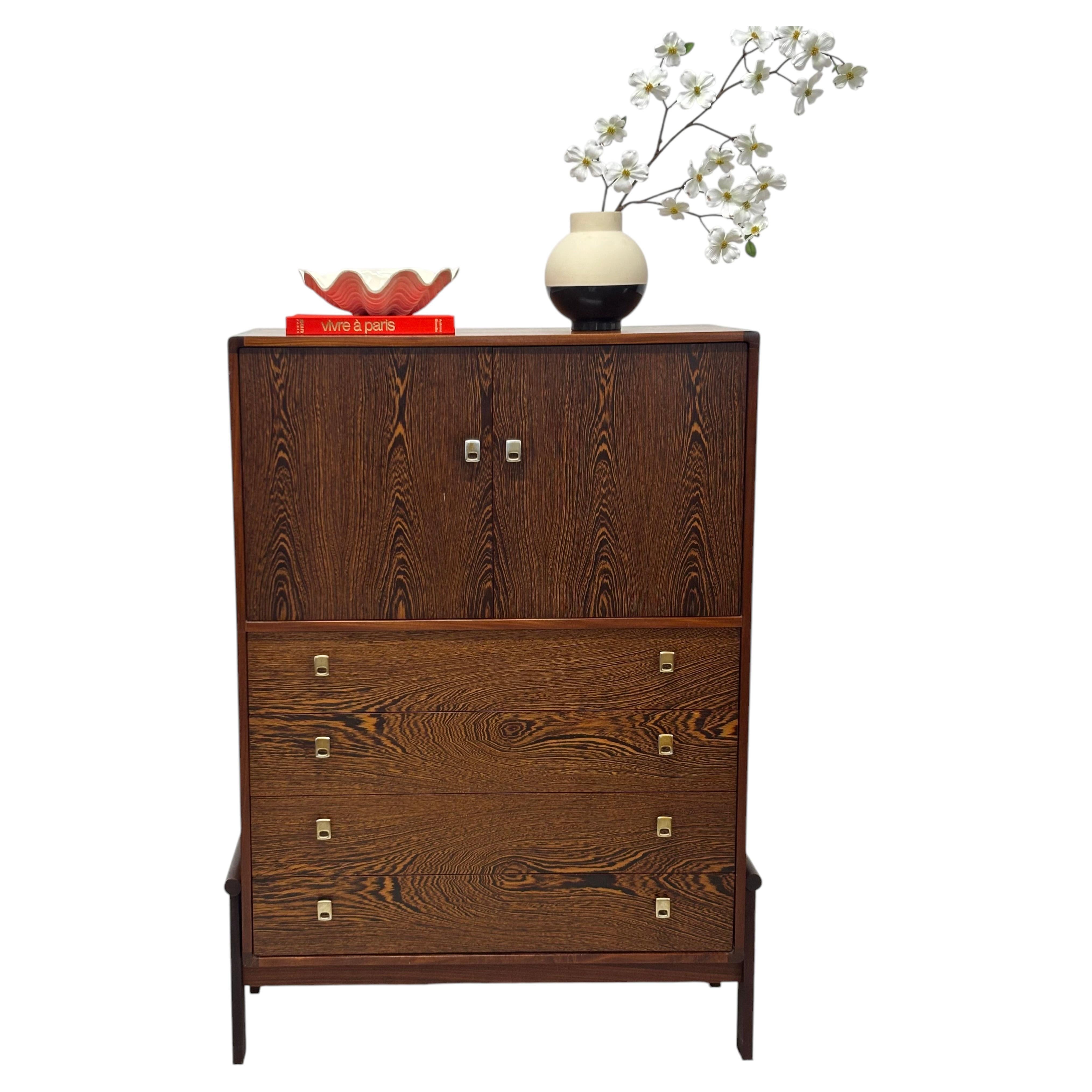 RS Associates Gentleman’s Dresser, Montreal, Canada, 1960s For Sale