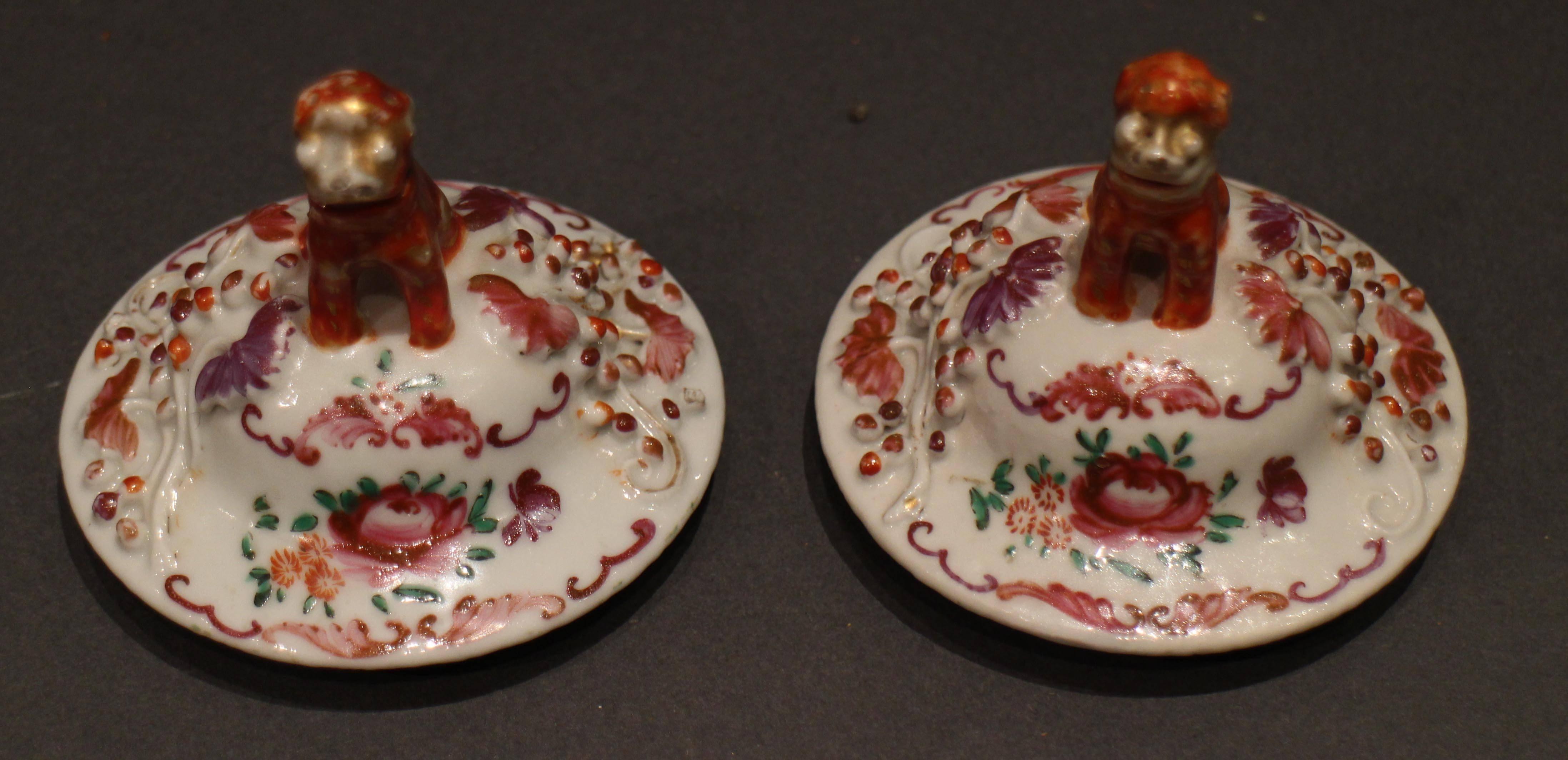 Pair of 18th Century Antique Chinese Famille Rose 'Pink' Vases and Covers In Good Condition For Sale In London, GB