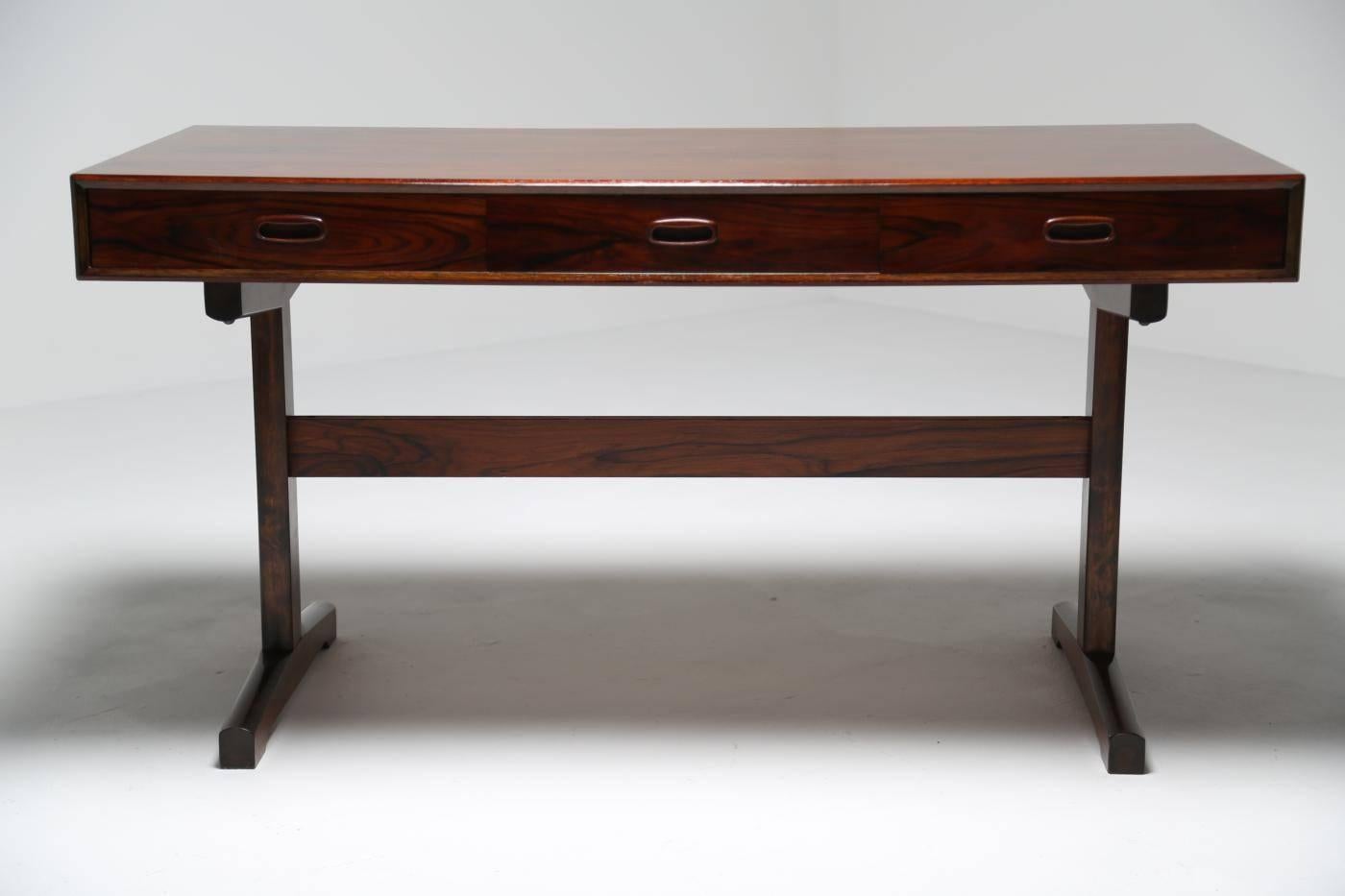 Ganddal Mobelfabrik Rosewood Desk In Excellent Condition In Oberstown, Lusk, IE