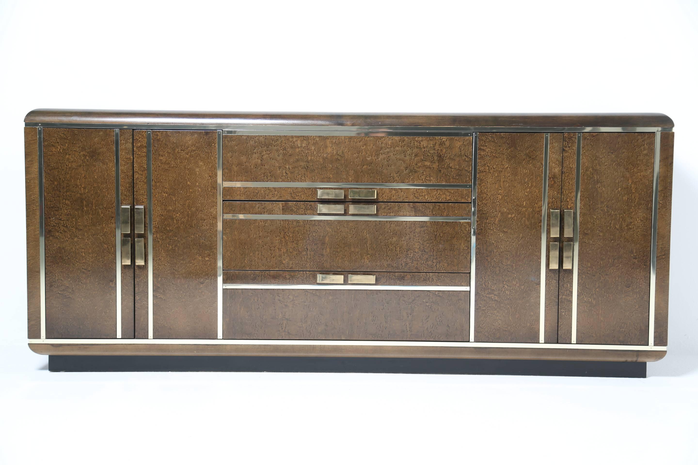 Romweber burlwood and brass sideboard in an art deco style. In Excellent Condition In Oberstown, Lusk, IE