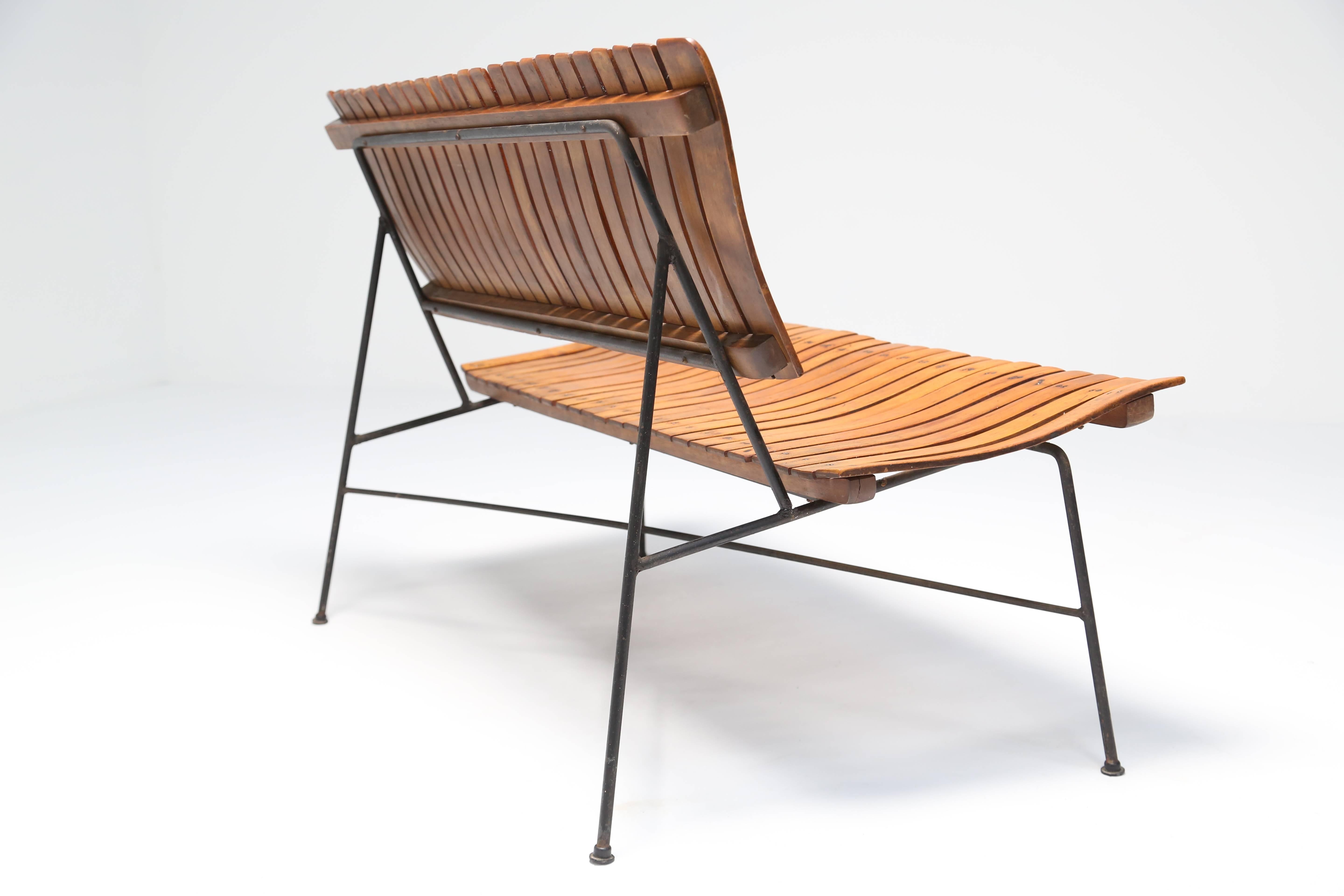 Mid-20th Century Arthur Umanoff 1950s iron frame rustic style mid-century slatted bench. For Sale