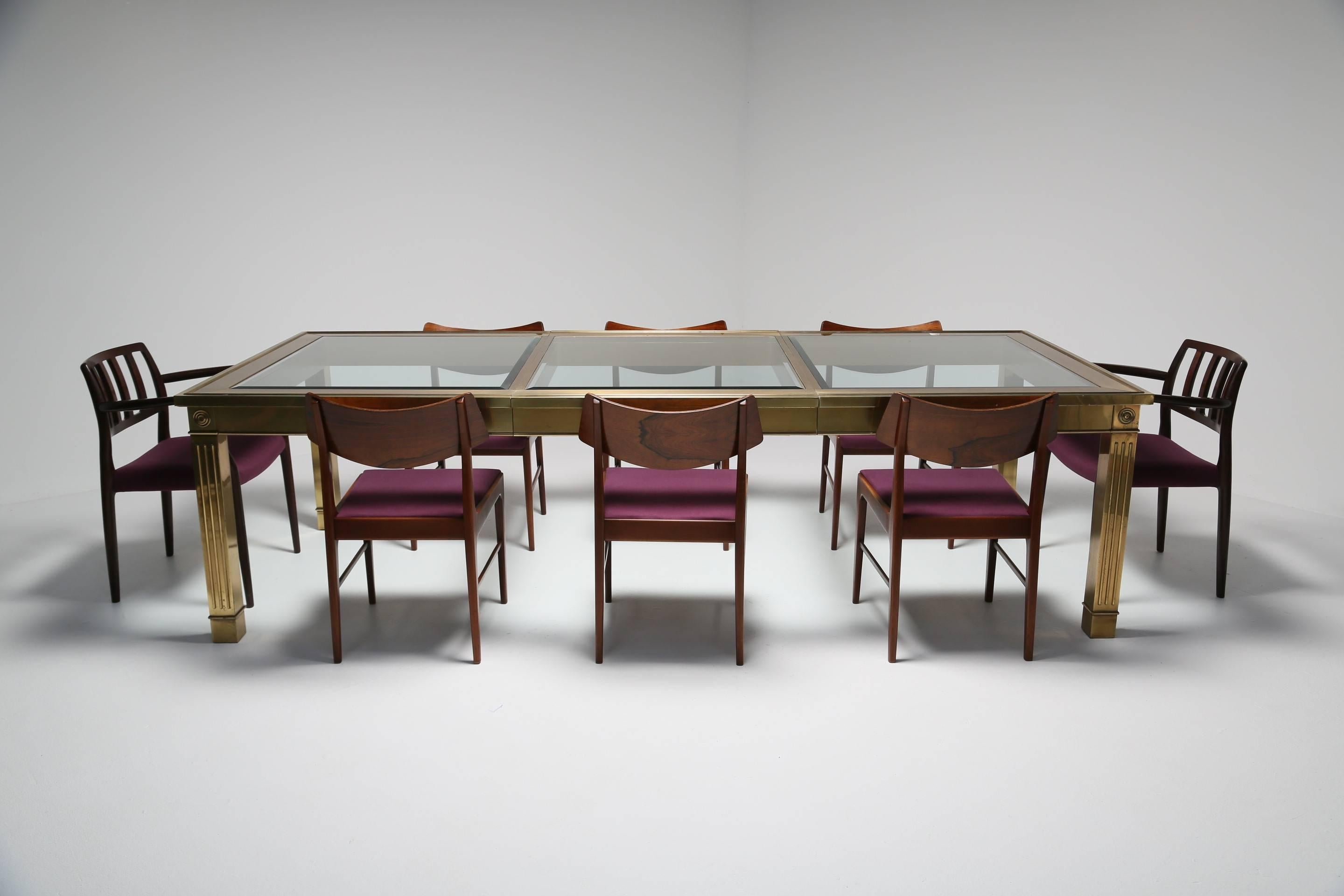 Mid-Century Modern Mastercraft brass and glass exteding mid century dining table, 1970s. 