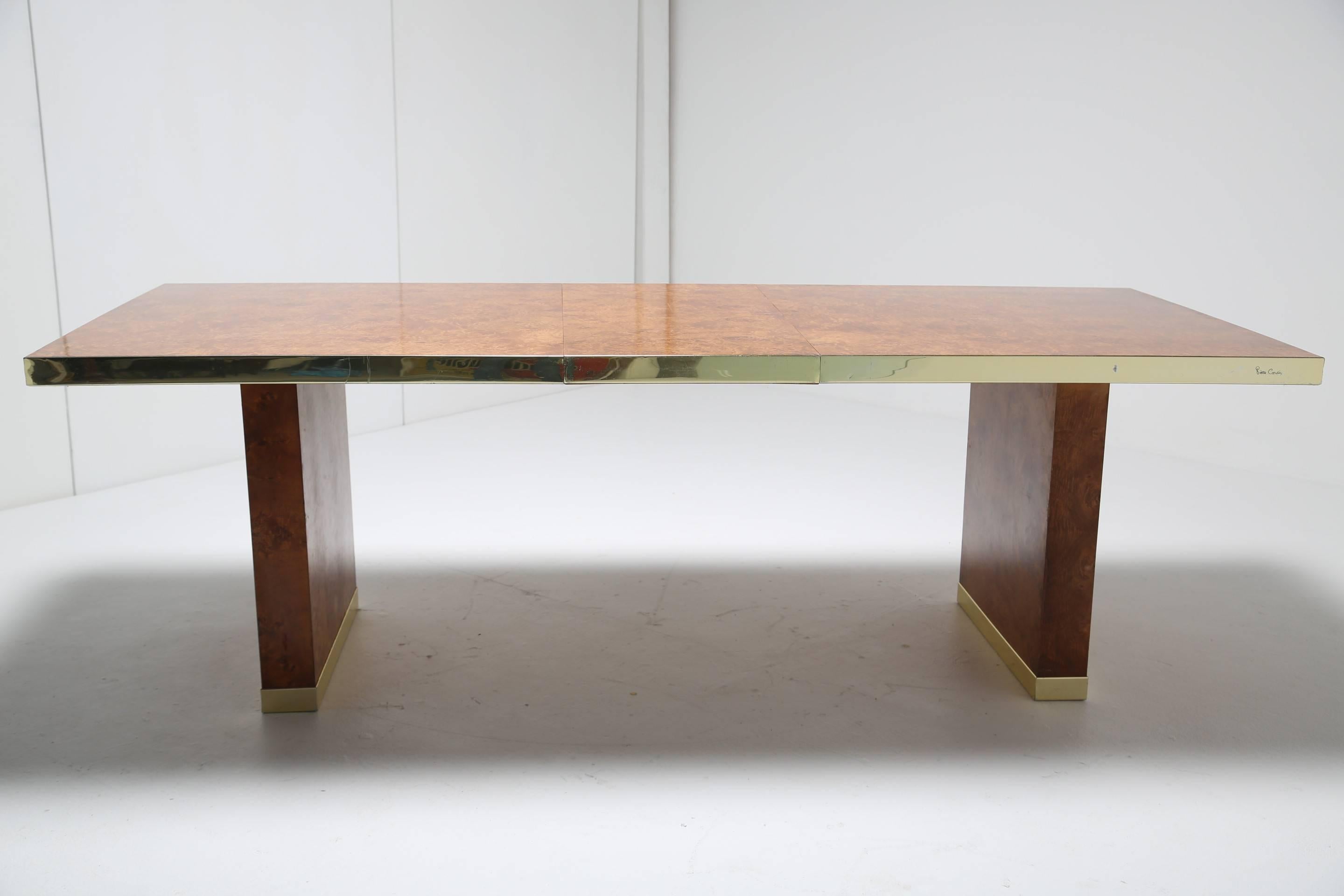 Pierre Cardin signed burlwood and brass extending mid century dining table, 1970s In Good Condition For Sale In Oberstown, Lusk, IE