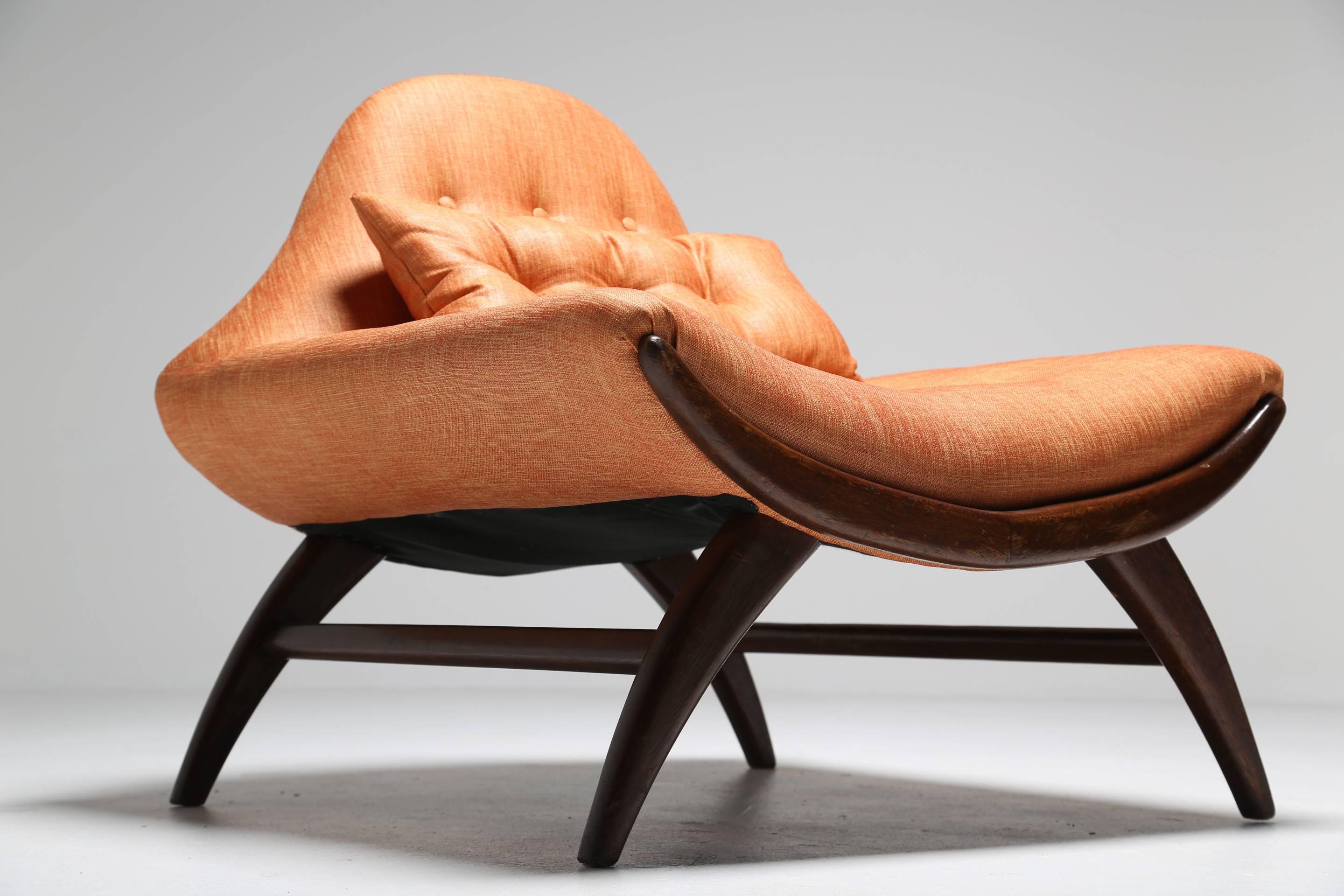 Mid-Century Modern Mid-century Gondola Lounge Chair by Adrian Pearsall