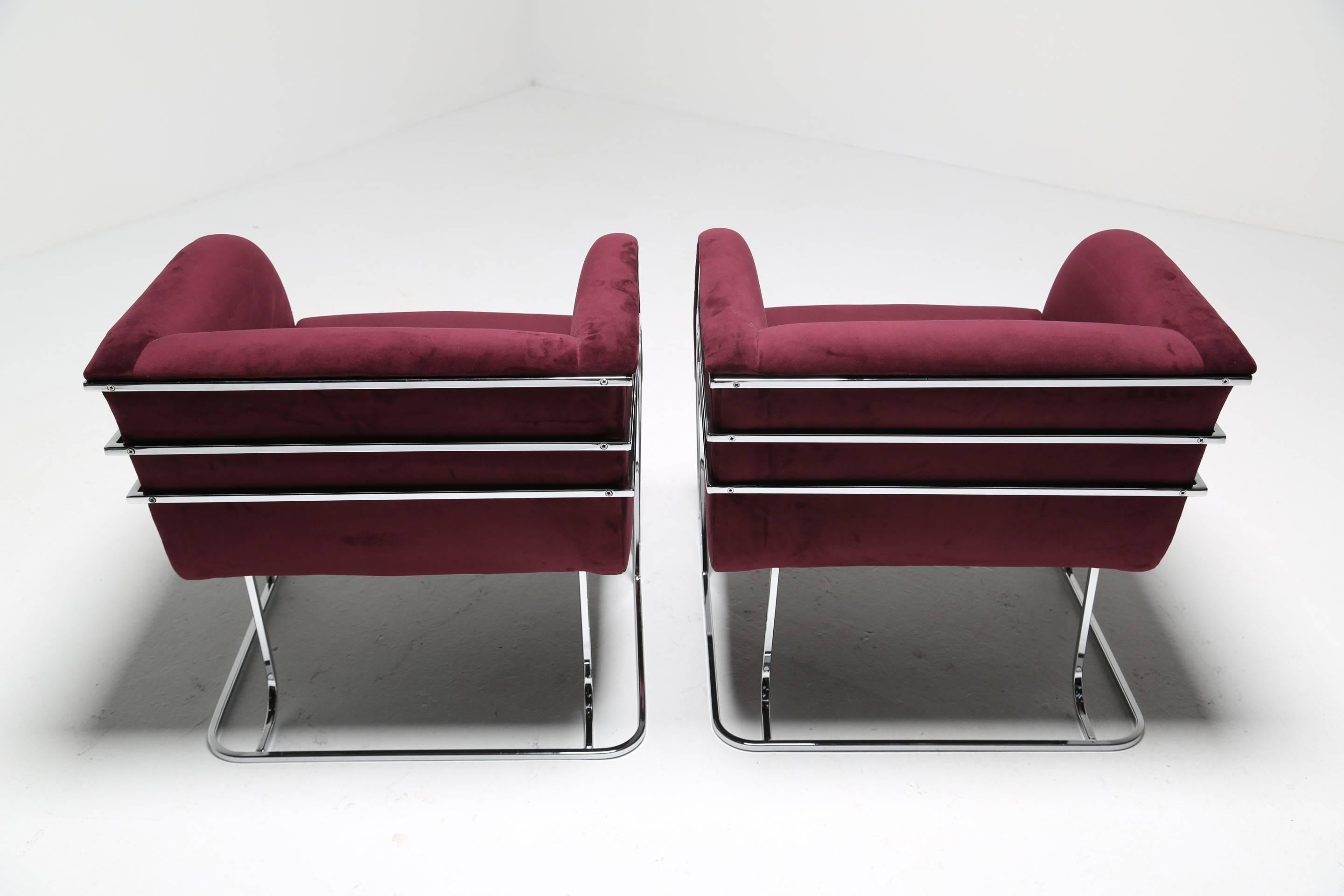 Late 20th Century Mid-century Chrome Lounge chairs, Milo Baughman Style
