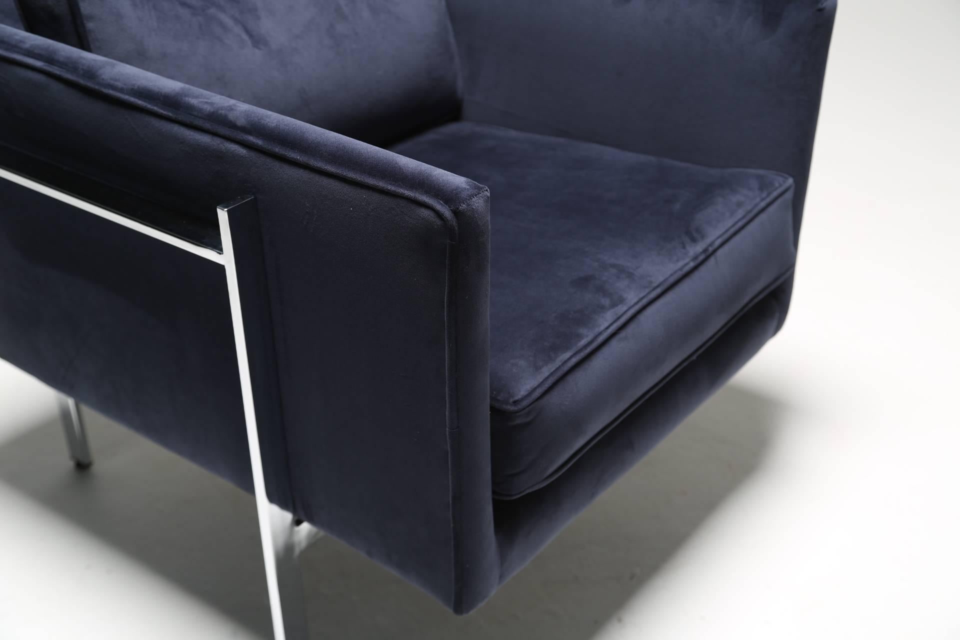 Mid-Century Modern Lounge Chairs by Milo Baughman 1