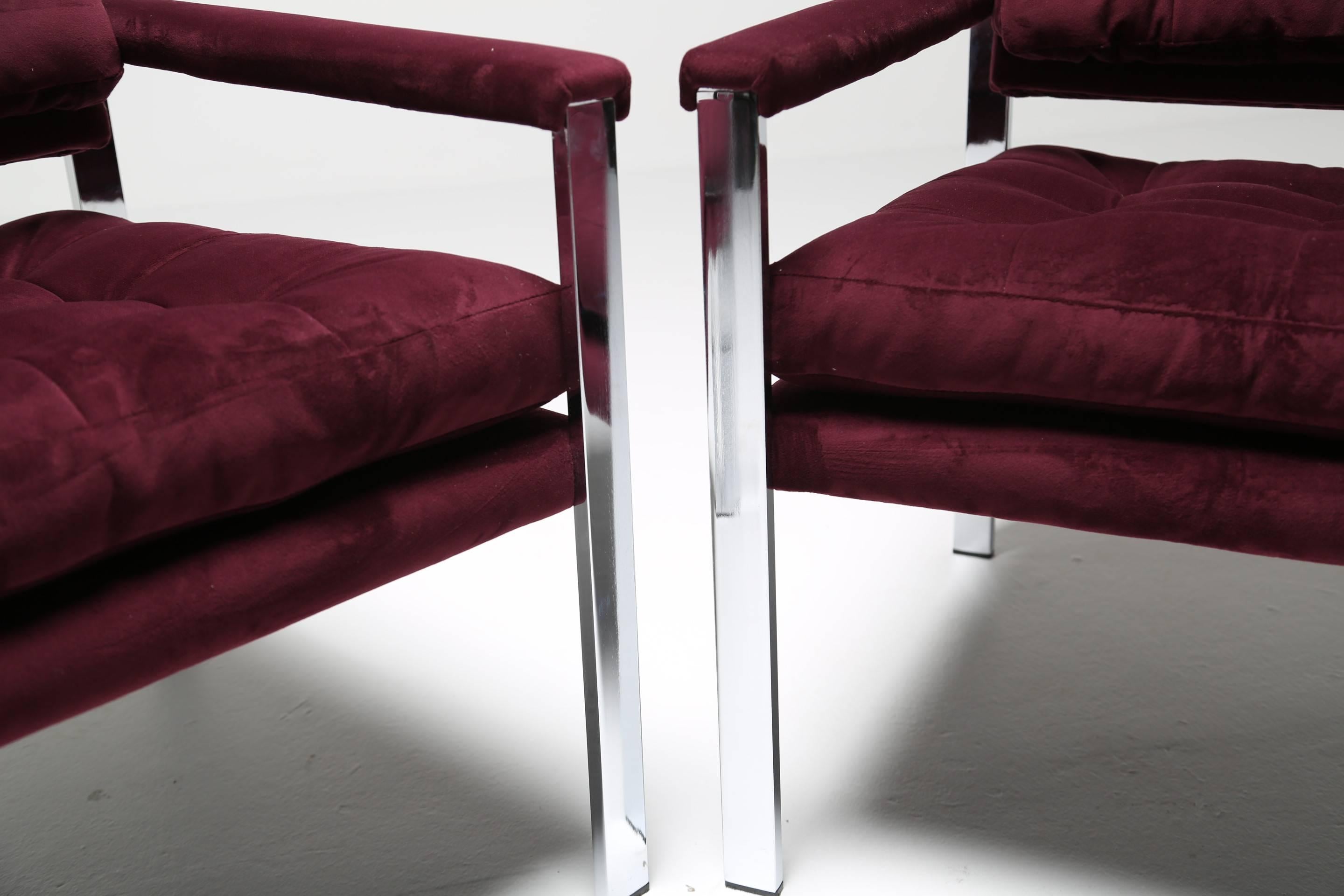 Selig chrome frame mid-century lounge chairs in the style of Milo Baughman. 2