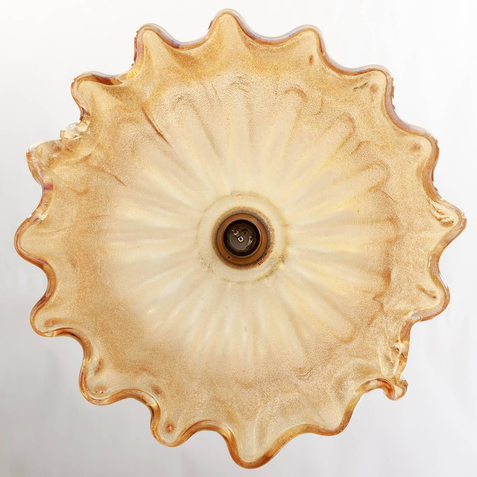 Gilt Barovier (attr.) Pendant Light, Amber Tone Murano Glass, 1970