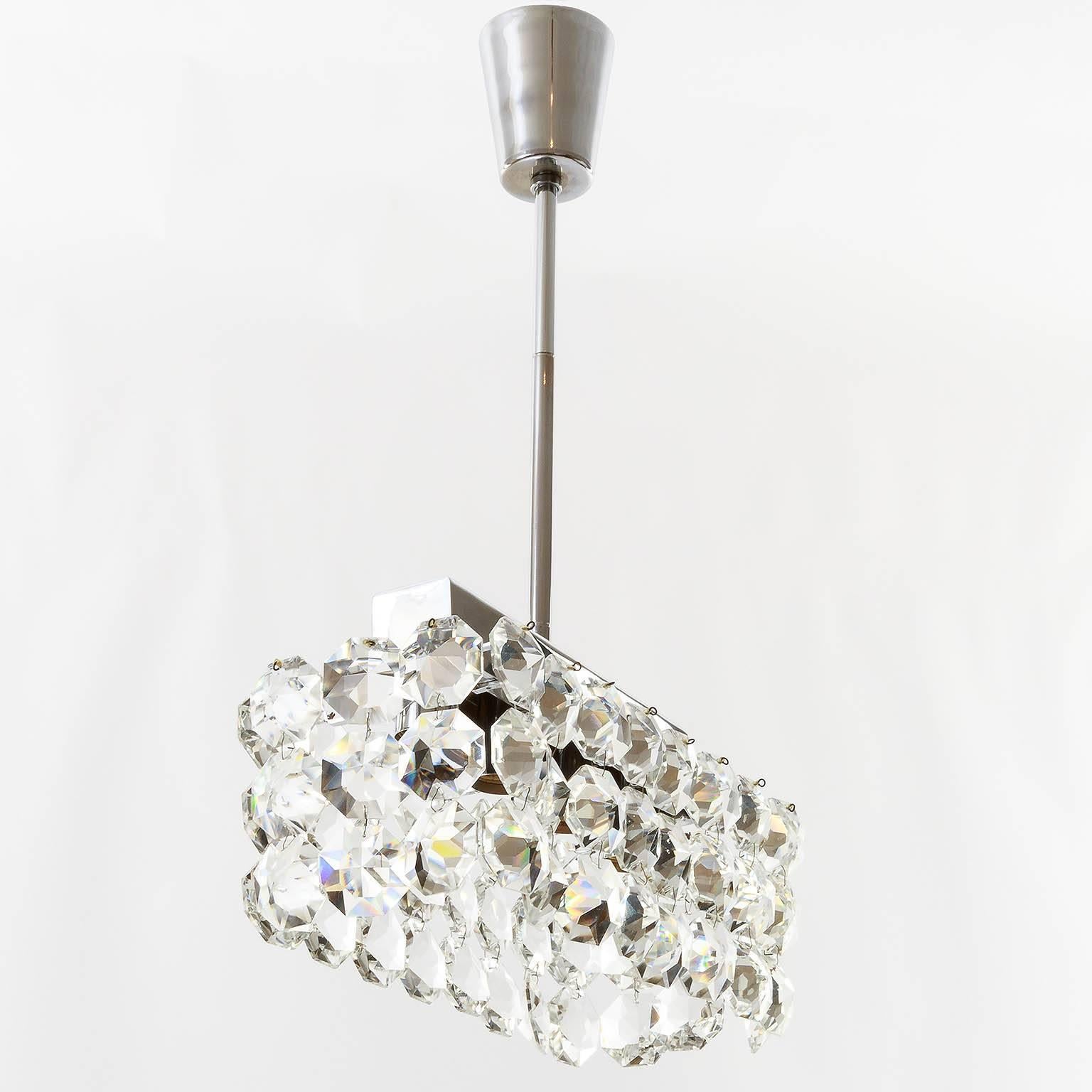 A beautiful and rare rectangular shaped chandelier by Bakalowits & Soehne, Vienna, Austria, manufactured in Mid-Century, circa 1960 (late 1950s or early 1960s). A high quality and handmade light. The fixture is made of a nickel-plated brass frame