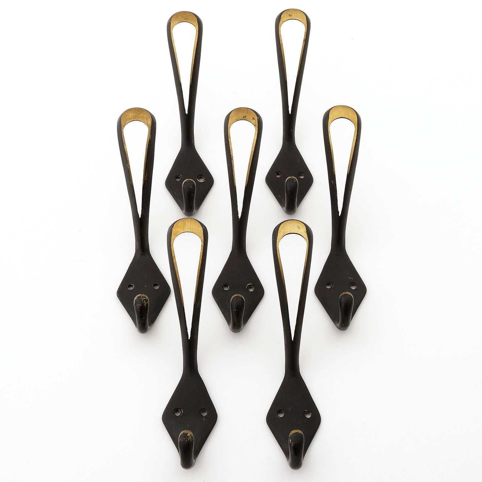 Set of Seven Coat Wall Hooks, Blackened Brass, Austria, 1950s In Excellent Condition In Hausmannstätten, AT