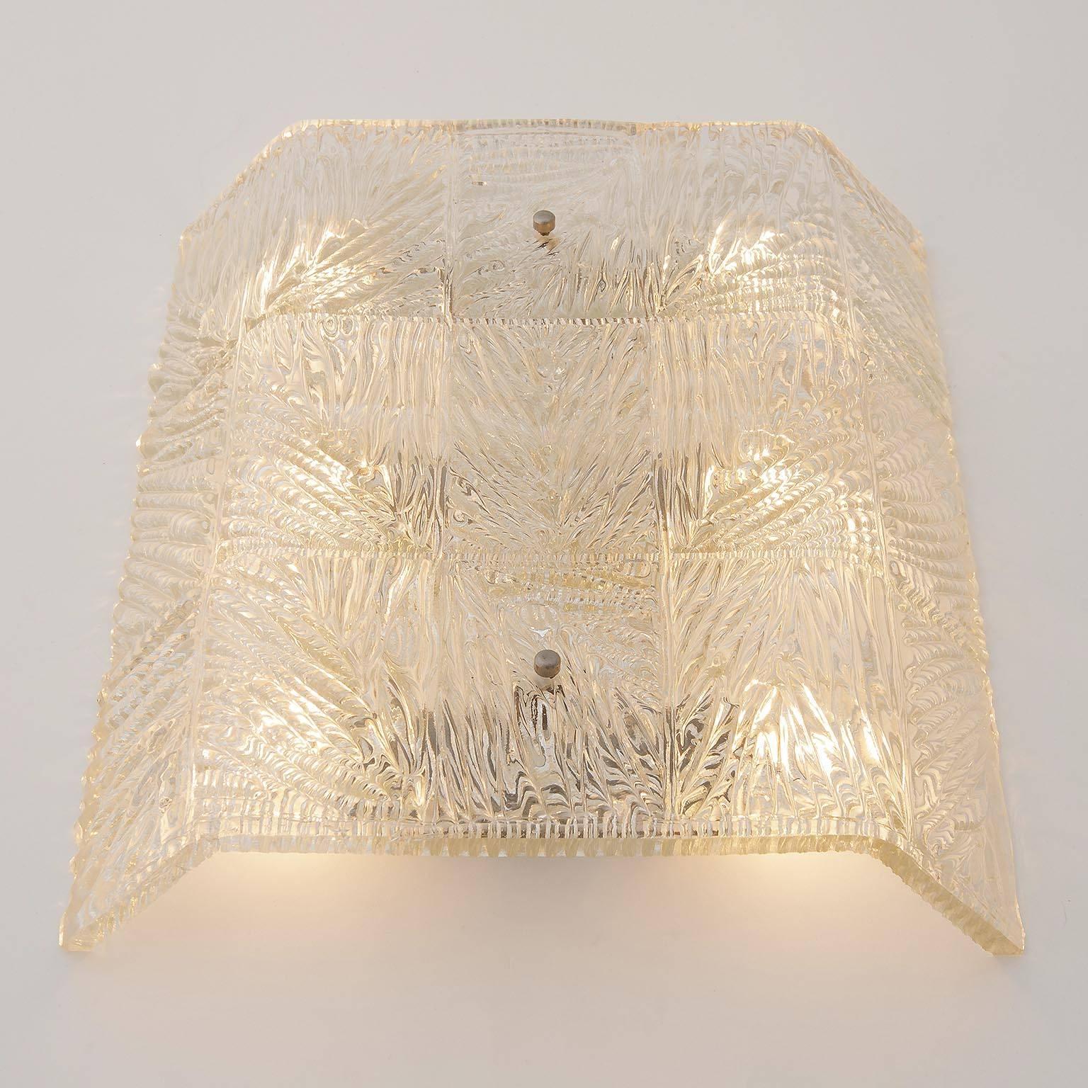 Large Textured Glass Sconce, Austria, 1950s In Good Condition For Sale In Hausmannstätten, AT