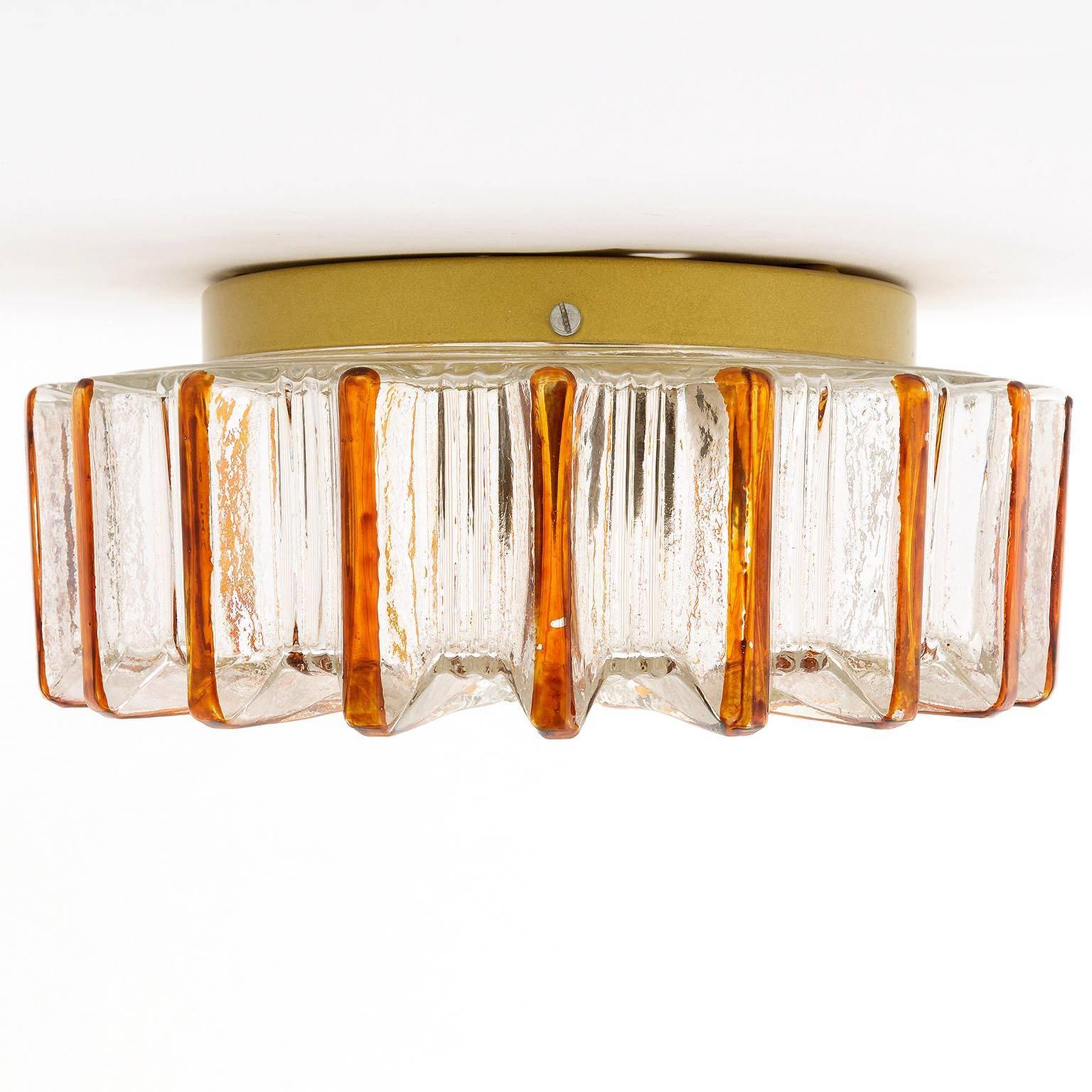 Pair of Amber Tone Sunburst Glass Sconces or Flush Mount Light Fixtures, 1960s In Good Condition In Hausmannstätten, AT