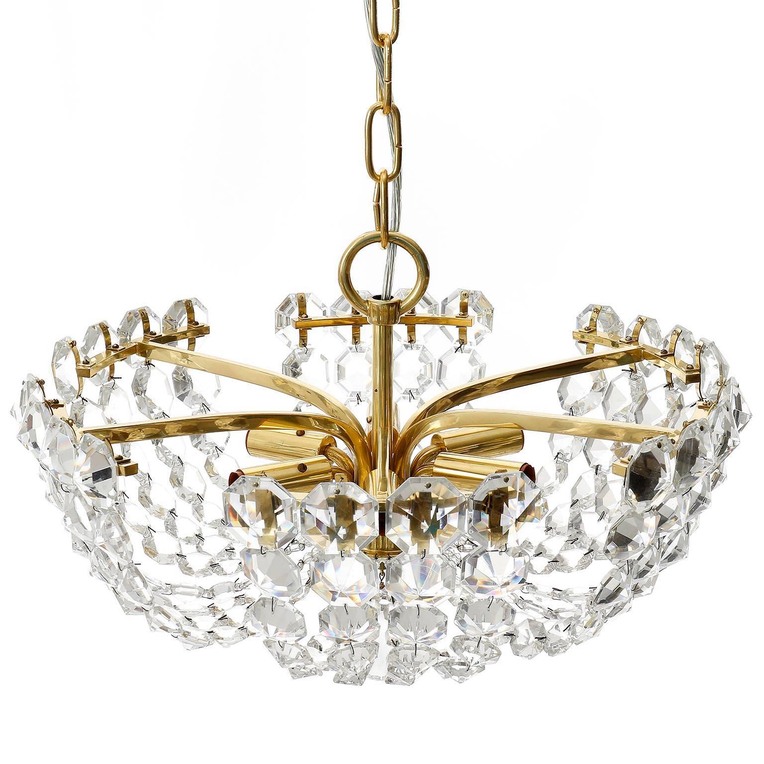 Rare J.L. Lobmeyr Chandelier Pendant Light, Brass Crystal Glass, Austria, 1960s In Excellent Condition In Hausmannstätten, AT